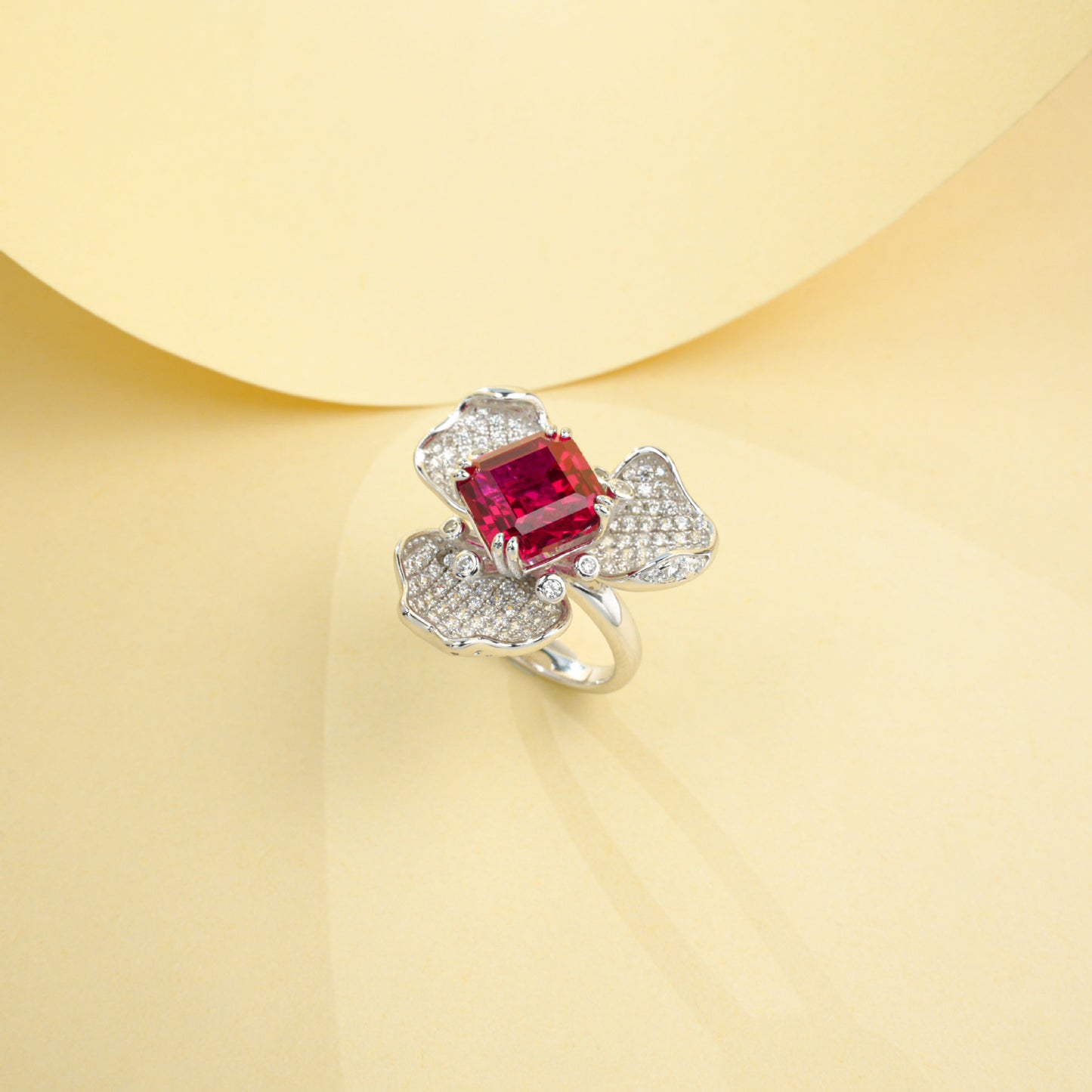 925 Sterling Silver Lab Ruby Square Three-Petal Ring, Premium Designer - Photo 4