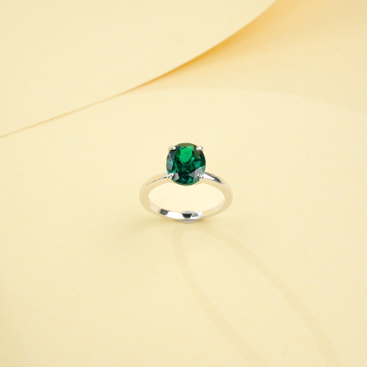 925 Sterling Silver Lab Emerald Oval Four-Prong Ring, Premium - Photo 4