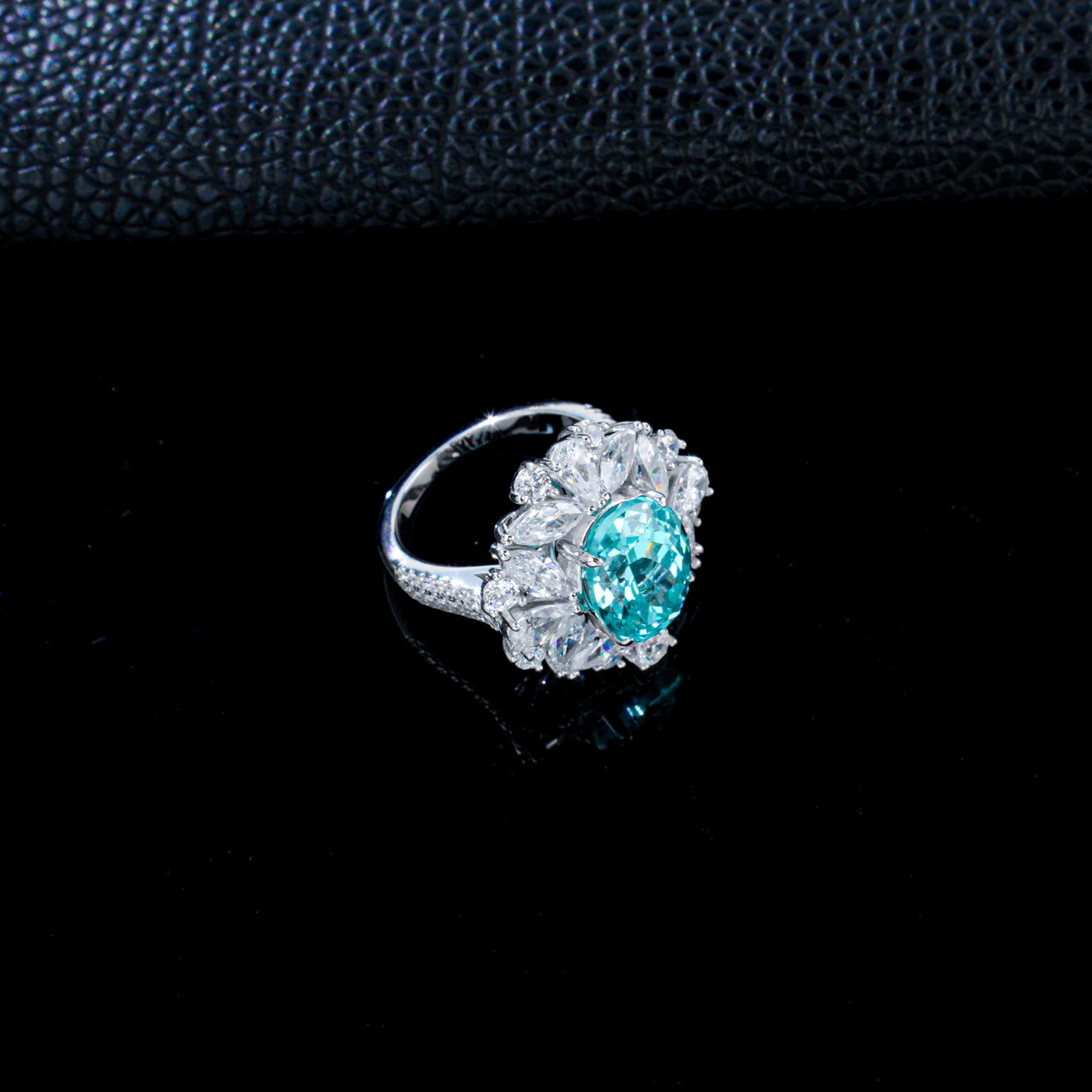 S925 Silver Oval Lab Paraiba Tsavorite Full Pear Diamond Halo Ring, Evening - Photo 4