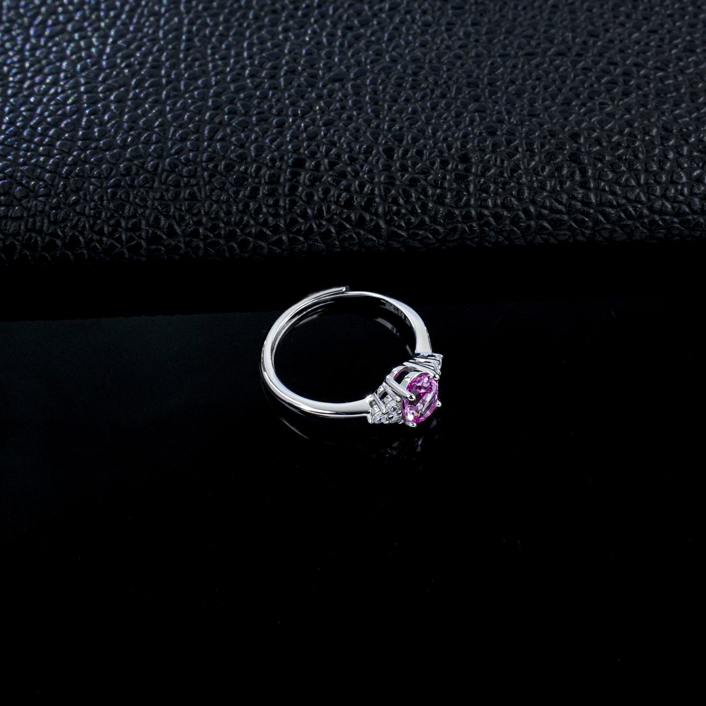 S925 Silver Oval Lab Pink Gemstone Side Triangle Diamond Ring, Versatile Birthday Gift - Photo 4