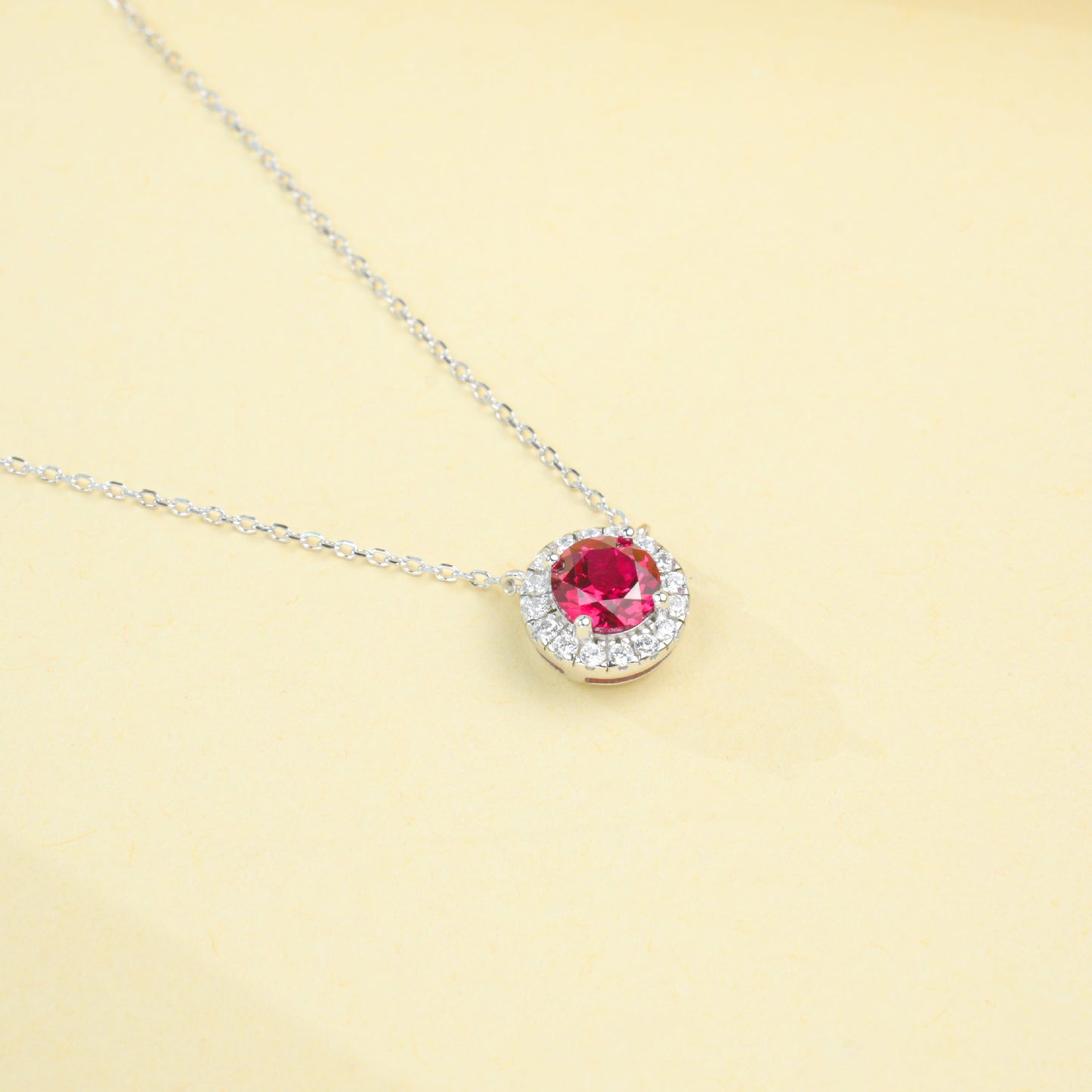 S925 Sterling Silver Lab Ruby Round Pave Choker Necklace, Versatile for Women - Photo 4