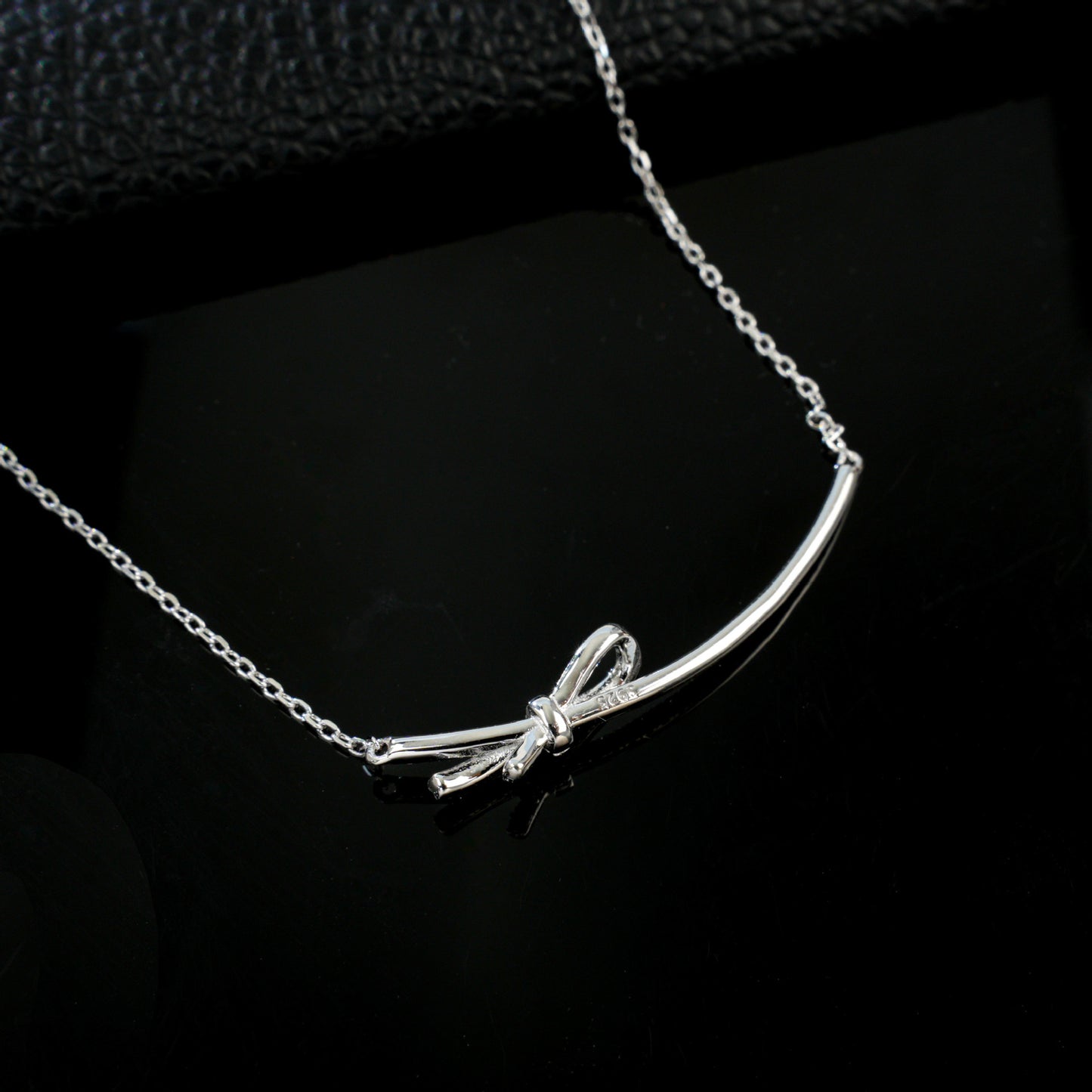 Exquisite Asymmetric Bow Full Diamond Silver Necklace, Choker Valentines Birthday - Photo 4