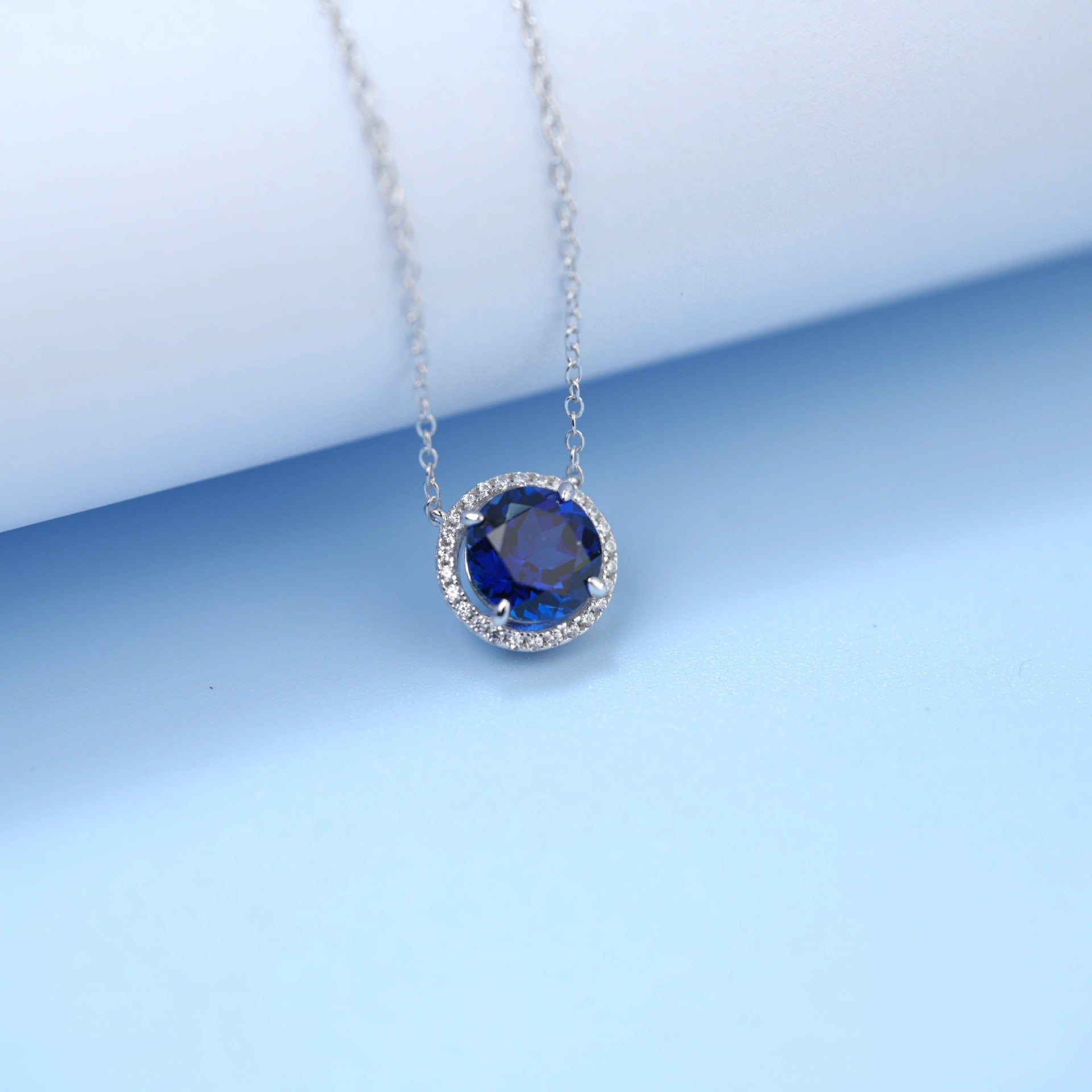 S925 Silver Round Lab Sapphire Single-Hoop Full Diamond Halo Pendant Necklace, Premium - Photo 4