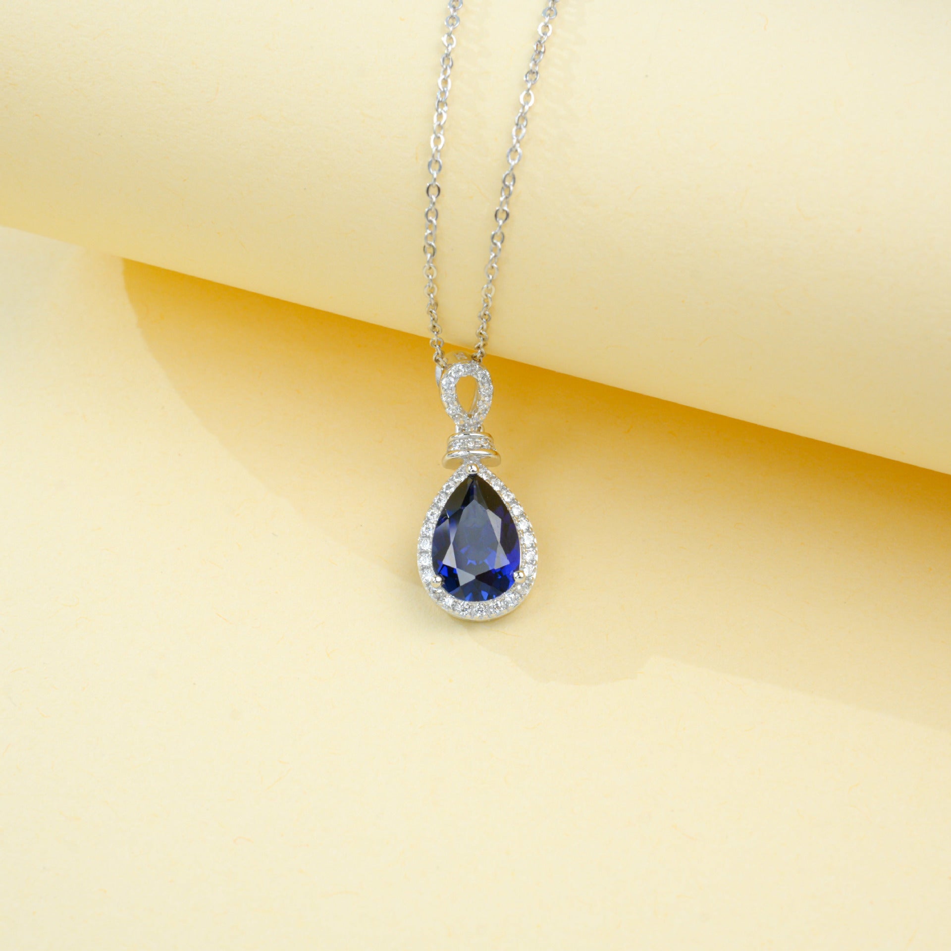 925 Sterling Silver Lab Sapphire Teardrop Pave Choker Necklace, Versatile for Women - Photo 3