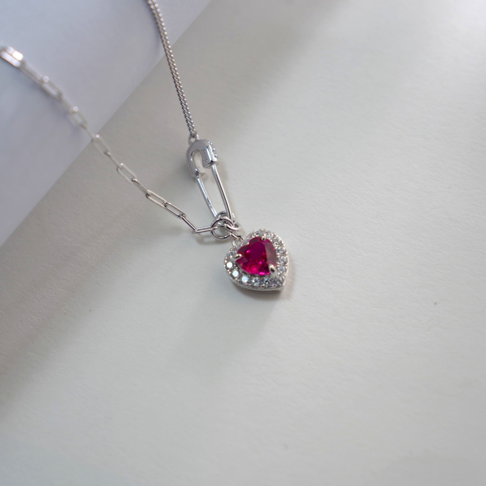 S925 Sterling Silver Safety Pin Heart Ruby Necklace, Chain Versatile - Photo 4