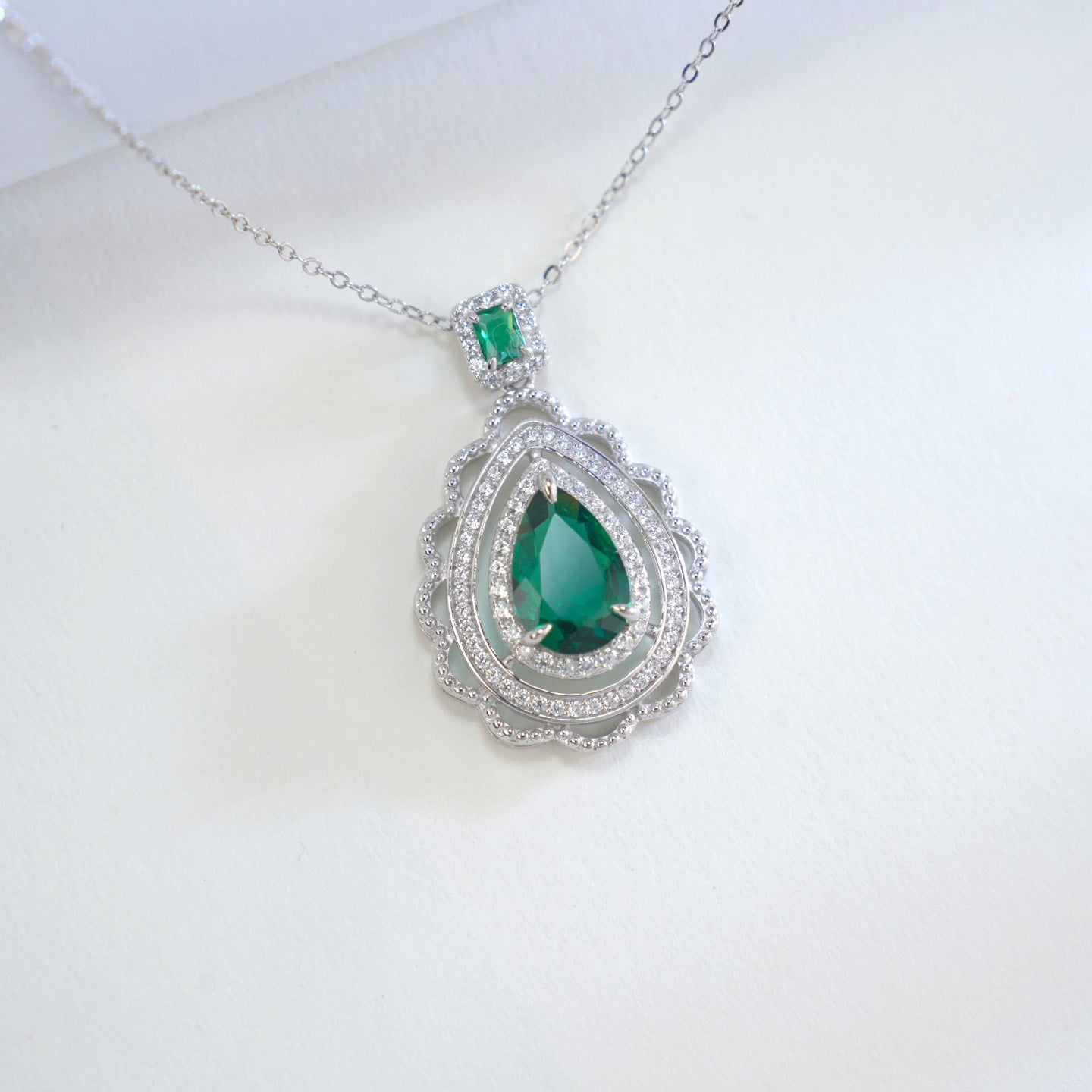 S925 Silver Emerald Beautiful Necklace Pendant - Photo 1