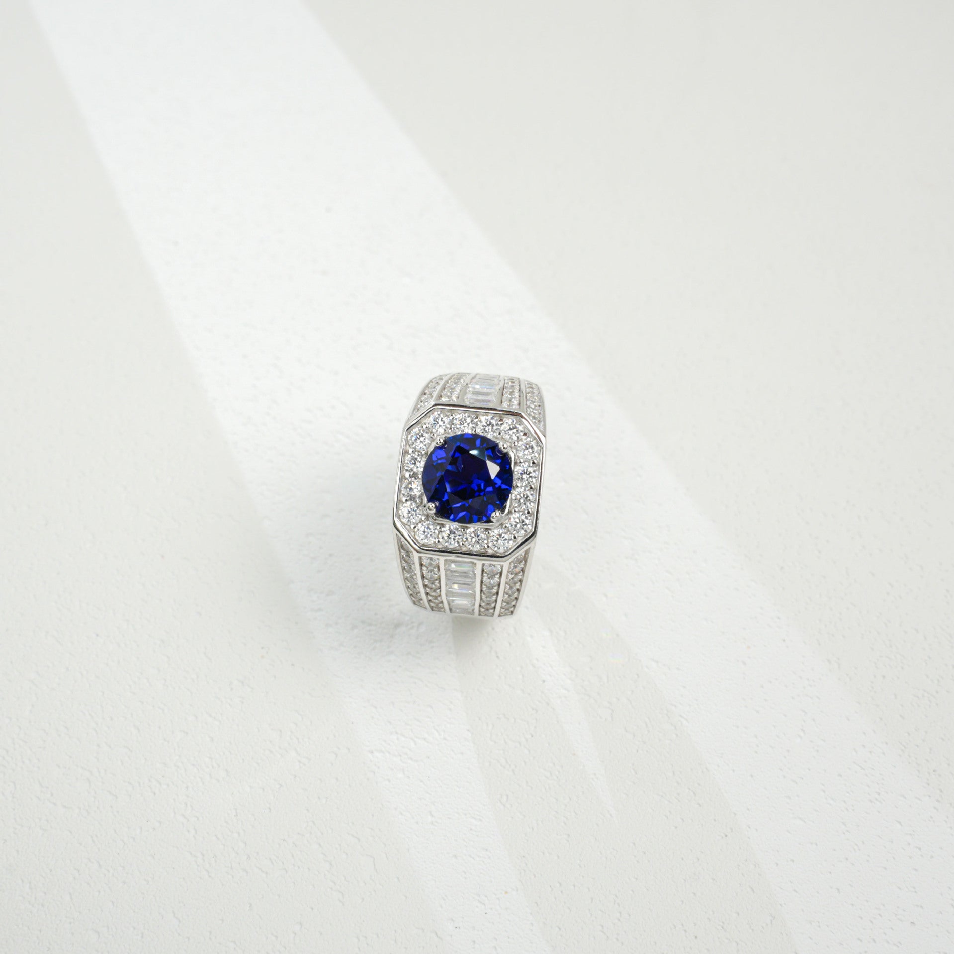 925 Sterling Silver Lab Sapphire Ring, Unisex Versatile - Photo 2
