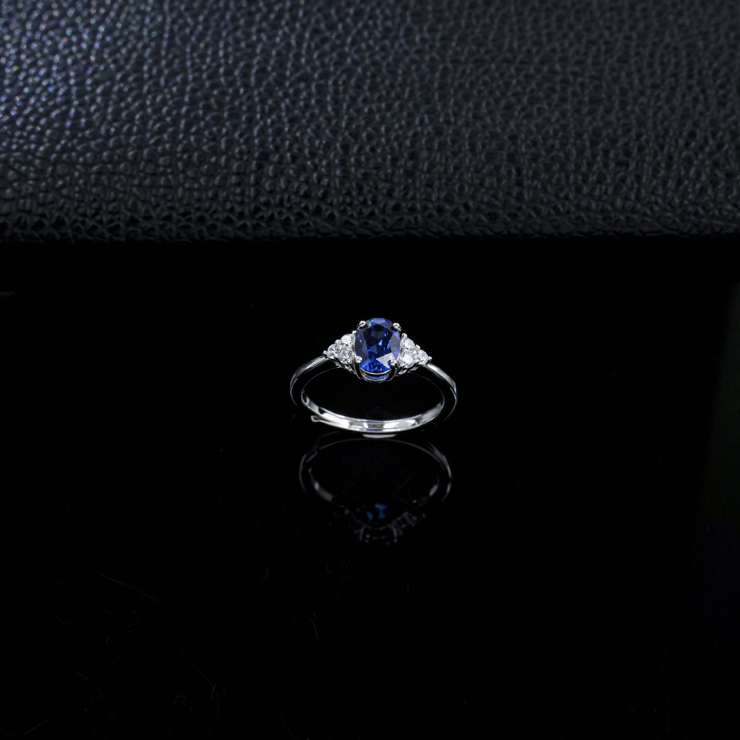 S925 Silver Oval Lab Sapphire Triangle Stone Ring, Ring Birthday Gift - Photo 3
