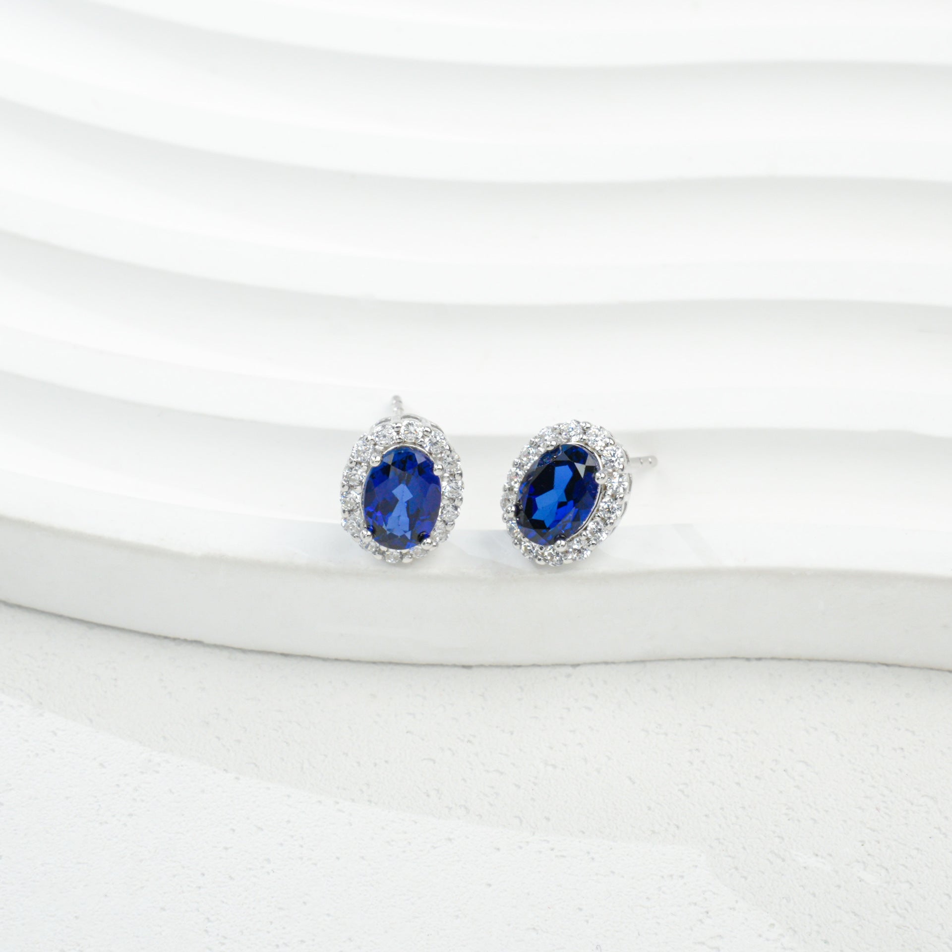 S925 Sterling Silver Oval Lab Sapphire Pave Halo Stud Earrings, Versatile - Photo 2