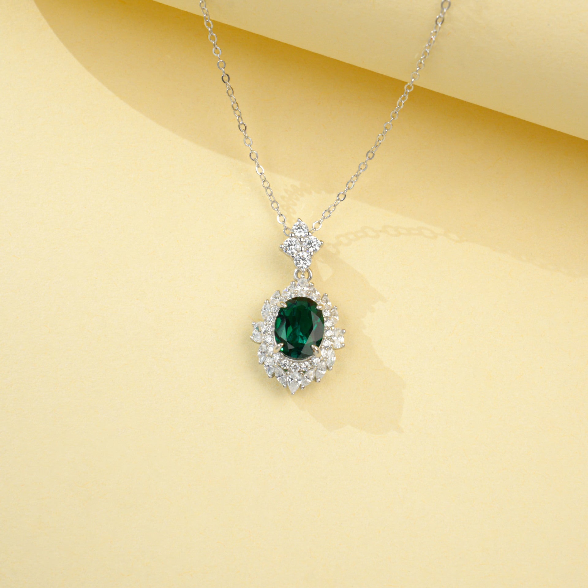 S925 Sterling Silver Lab Emerald Pave Pendant Necklace, Green Halo Versatile - Photo 2