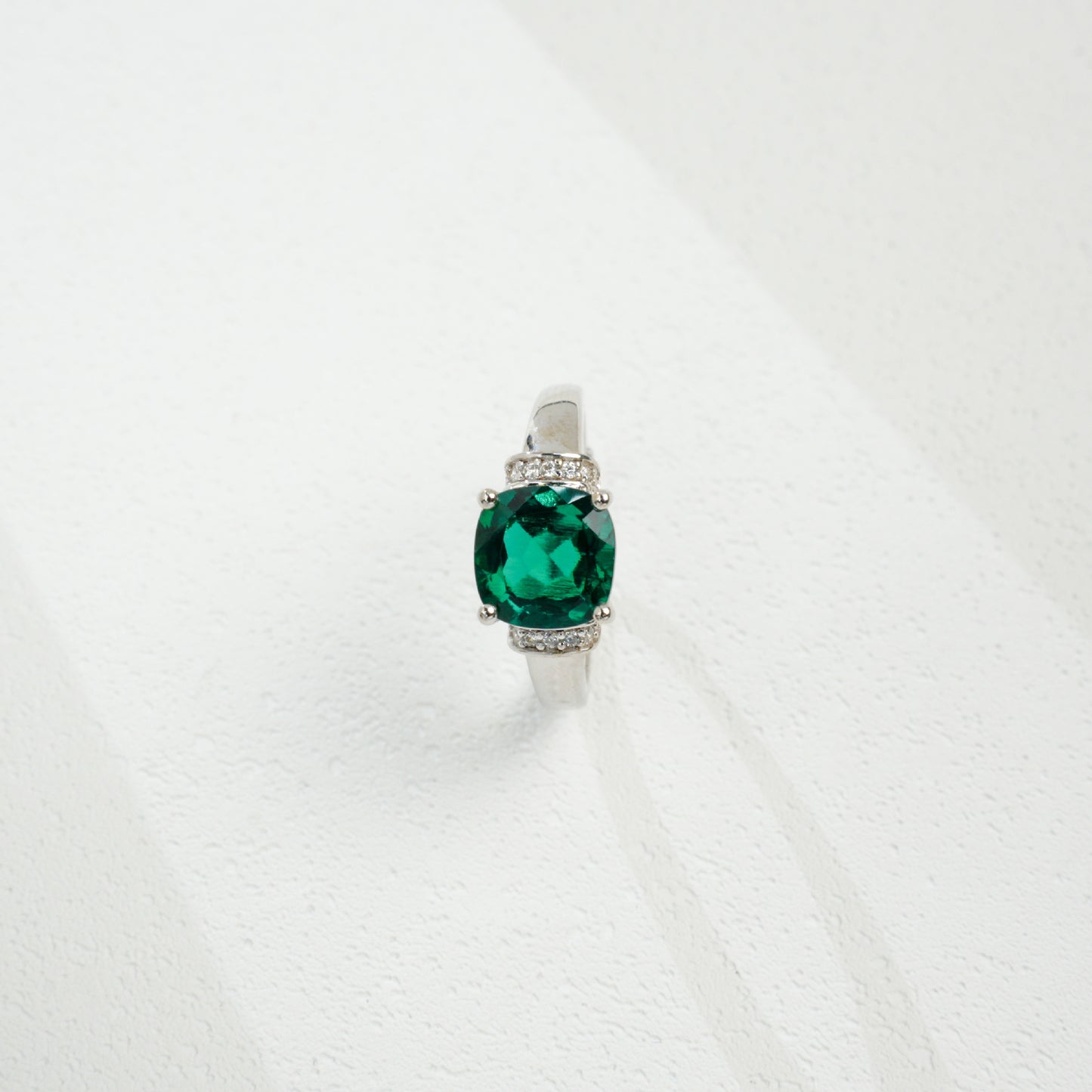 Lab Emerald 925 Silver Ring for Women, Luxurious Premium Vintage - Photo 2