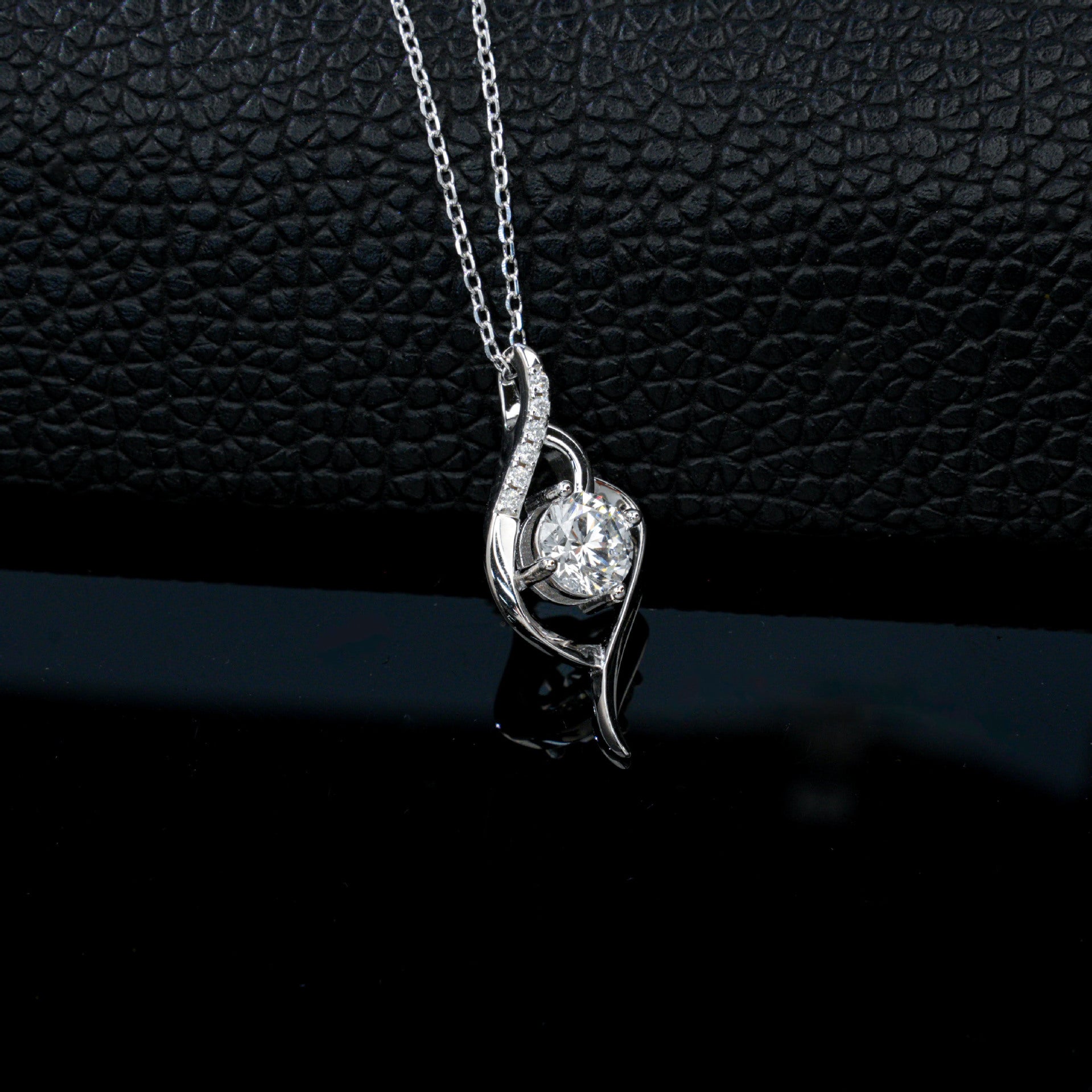 S925 Silver Curve Wrap Centre Pendant Necklace, Simple Birthday Gift - Photo 3