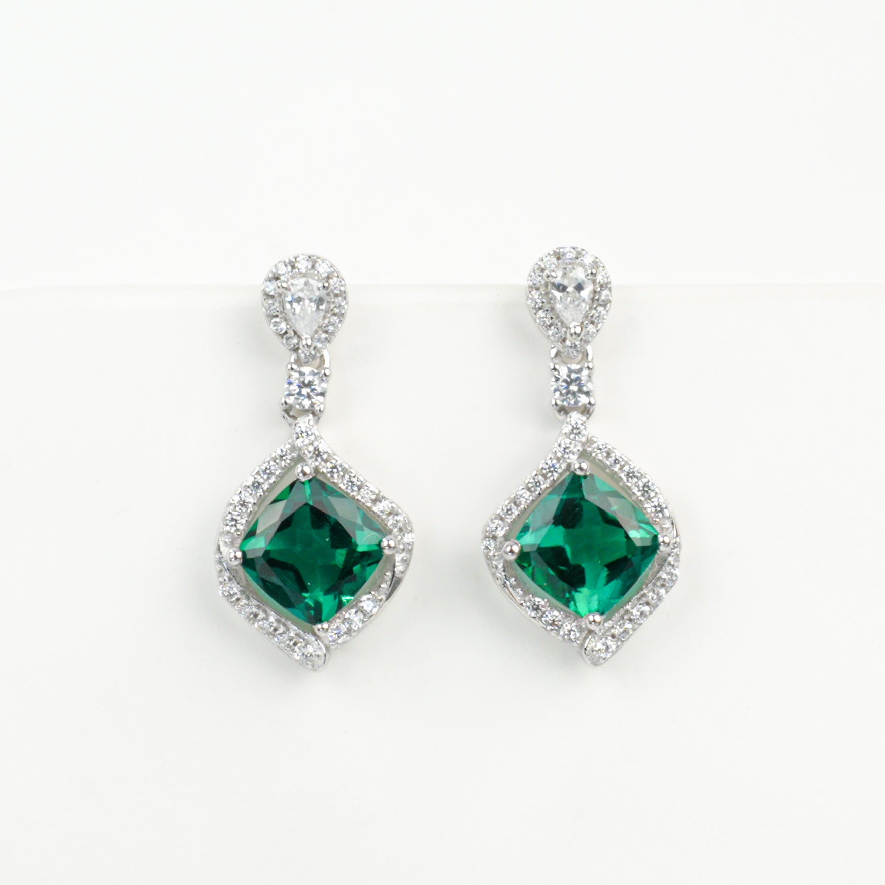 925 Sterling Silver Lab Emerald Stud Earrings, Versatile Premium - Photo 6