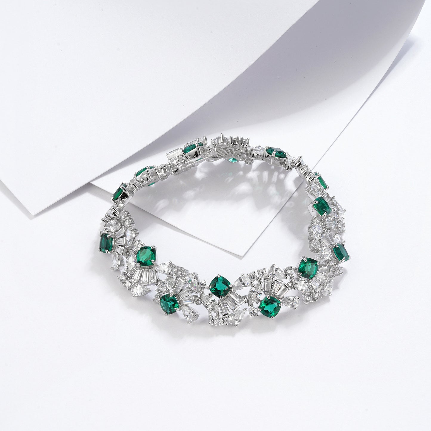 Lab Emerald Bracelet 925 Silver Luxurious Necklace - Photo 2