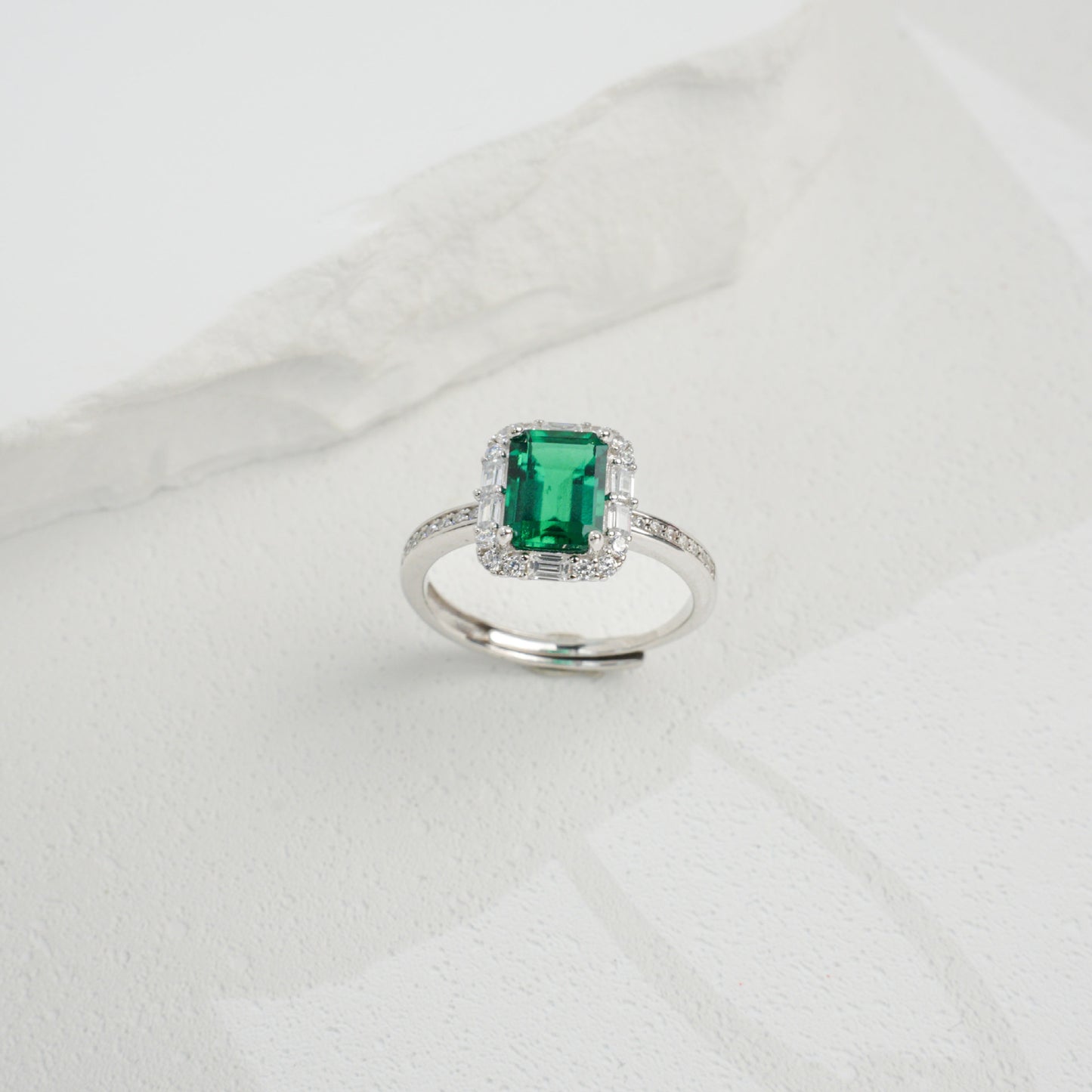S925 Sterling Silver Lab Emerald Ring, Versatile Gift Ring - Photo 3