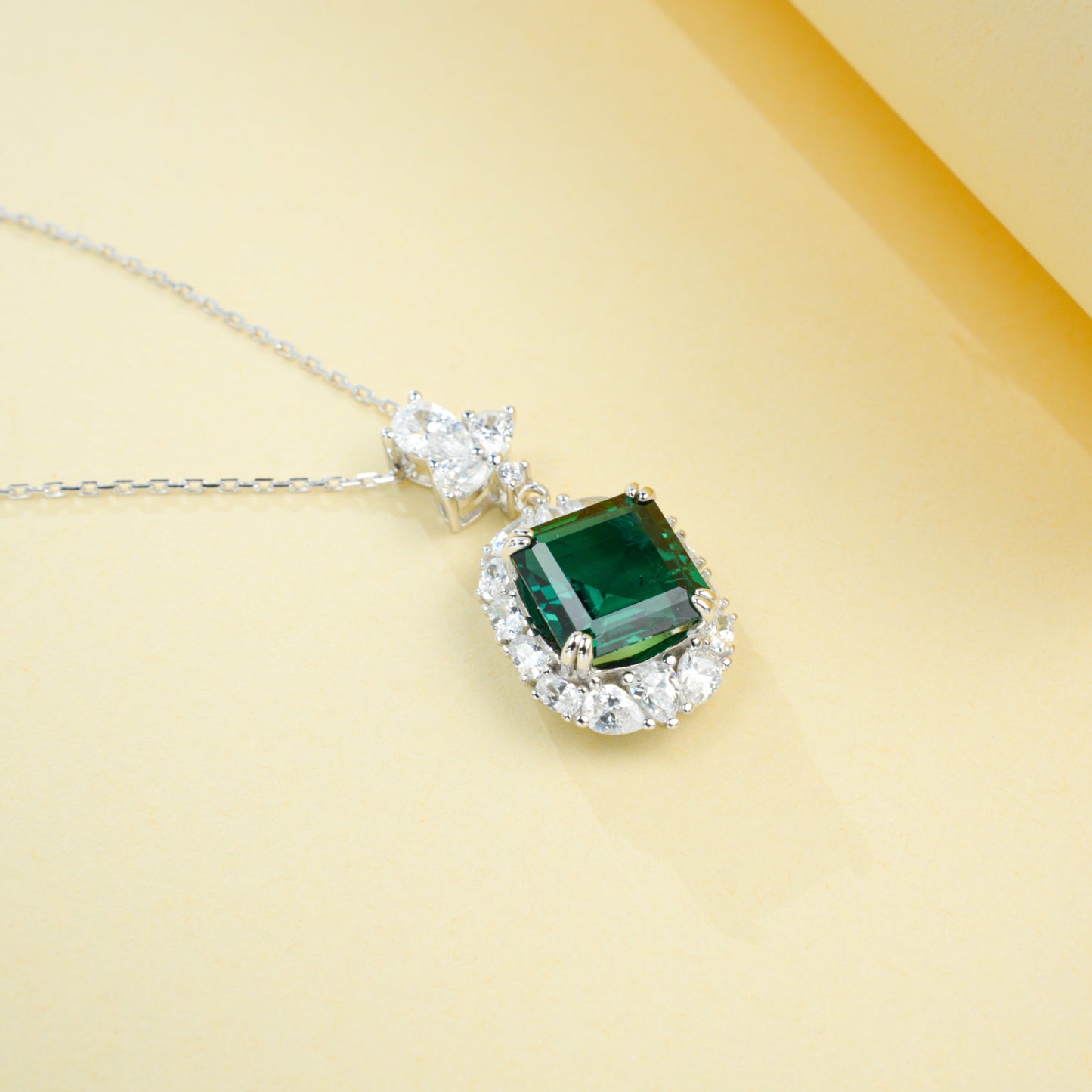 S925 Sterling Silver Lab Emerald Necklace, Versatile Elegant for Women - Photo 3