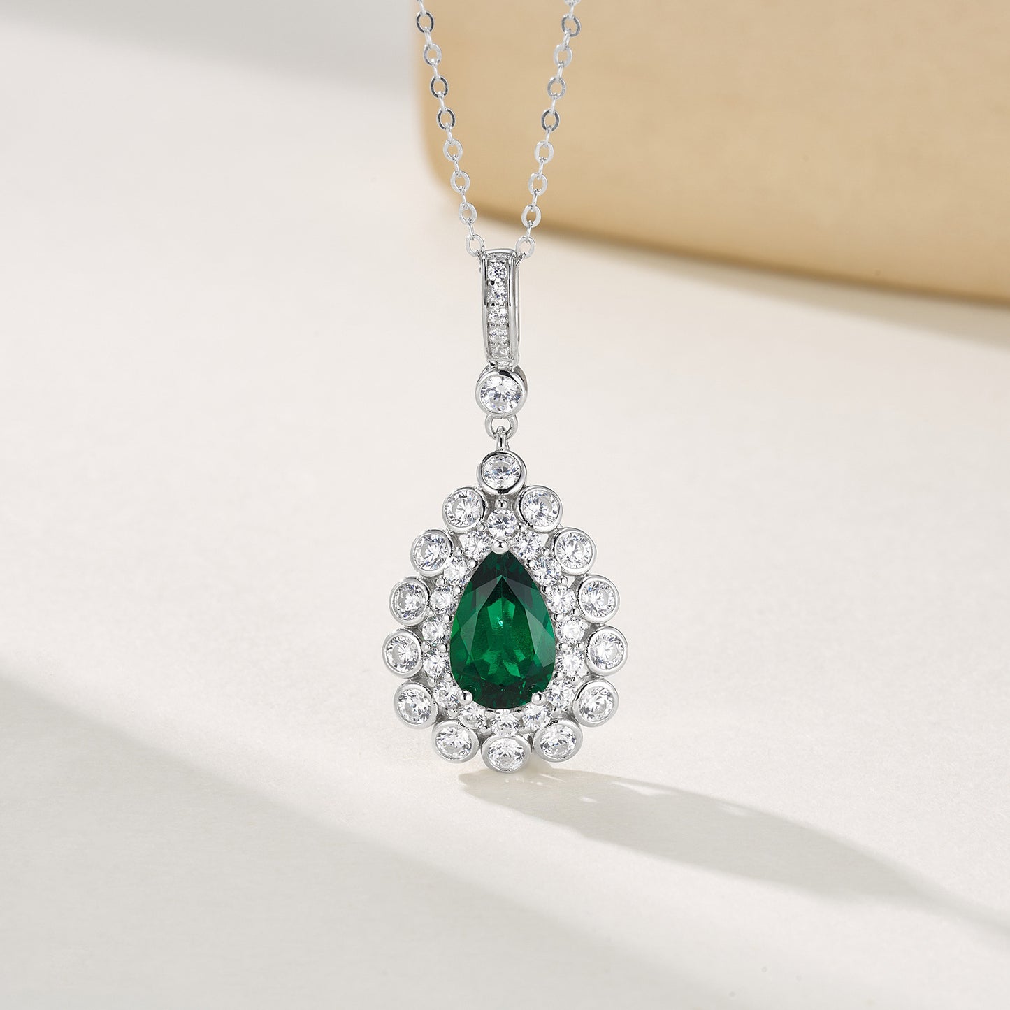 925 Sterling Silver Lab Emerald Teardrop Necklace Jewellery Vintage - Photo 3