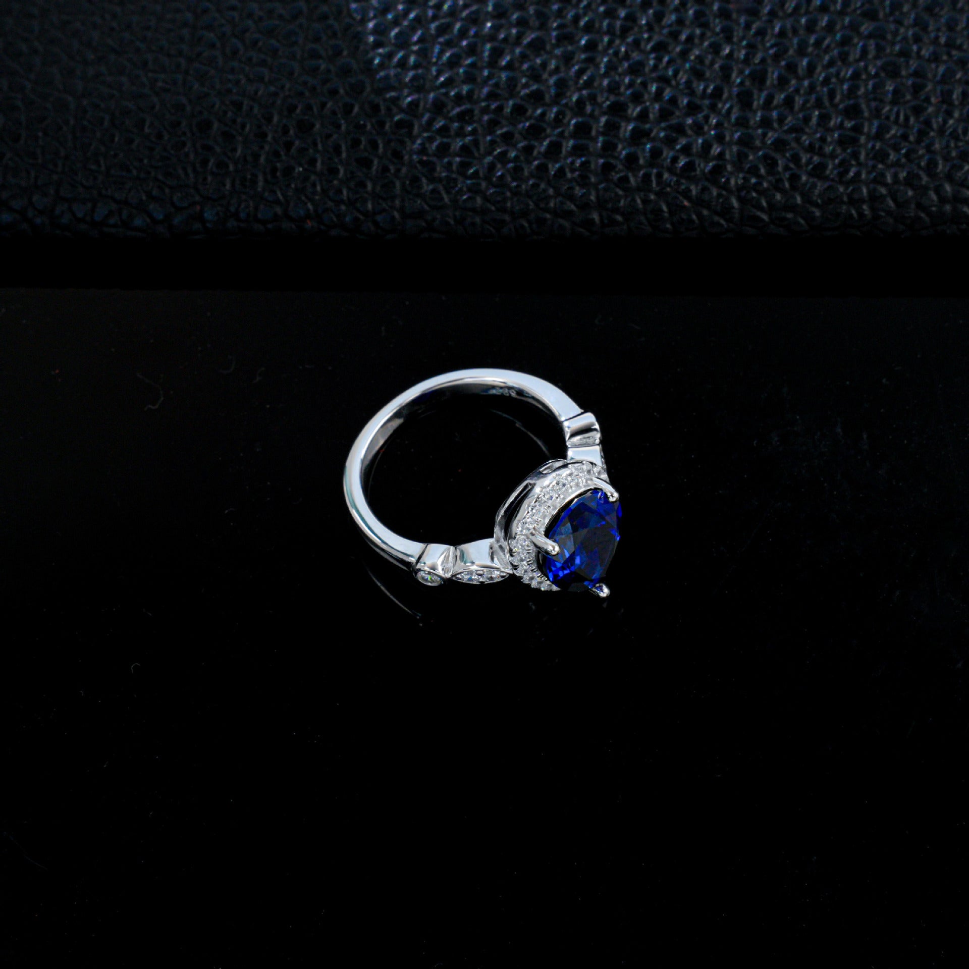 Teardrop Royal Blue Sapphire Ring 925 Silver Diamond Design, Premium Proposal Engagement - Photo 4