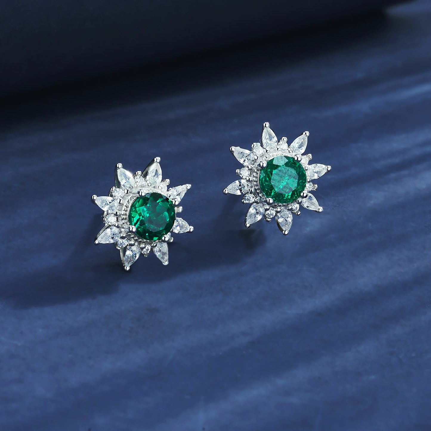 925 Sterling Silver Lab Emerald Sunflower Halo Earrings, Vintage Gift - Photo 2