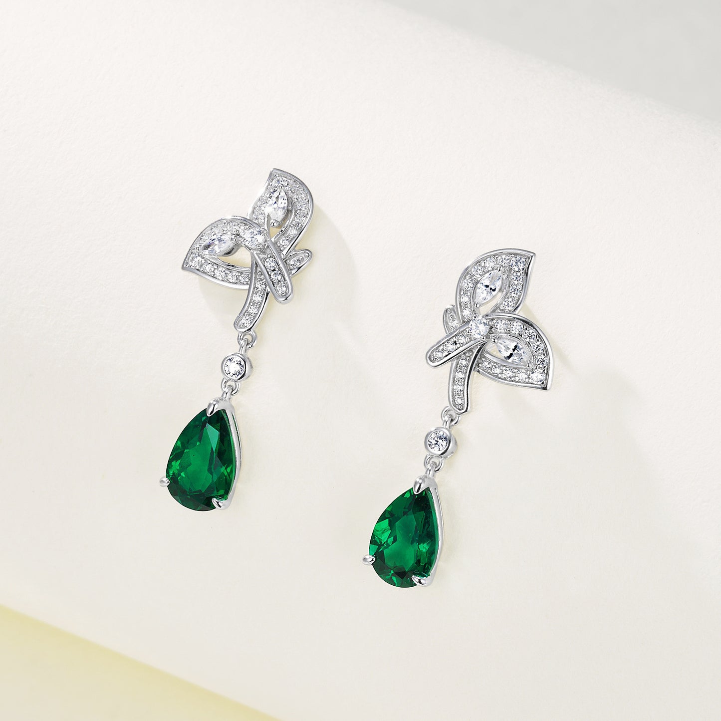 S925 Sterling Silver Lab Emerald Teardrop Earrings, Style Evening Long - Photo 2