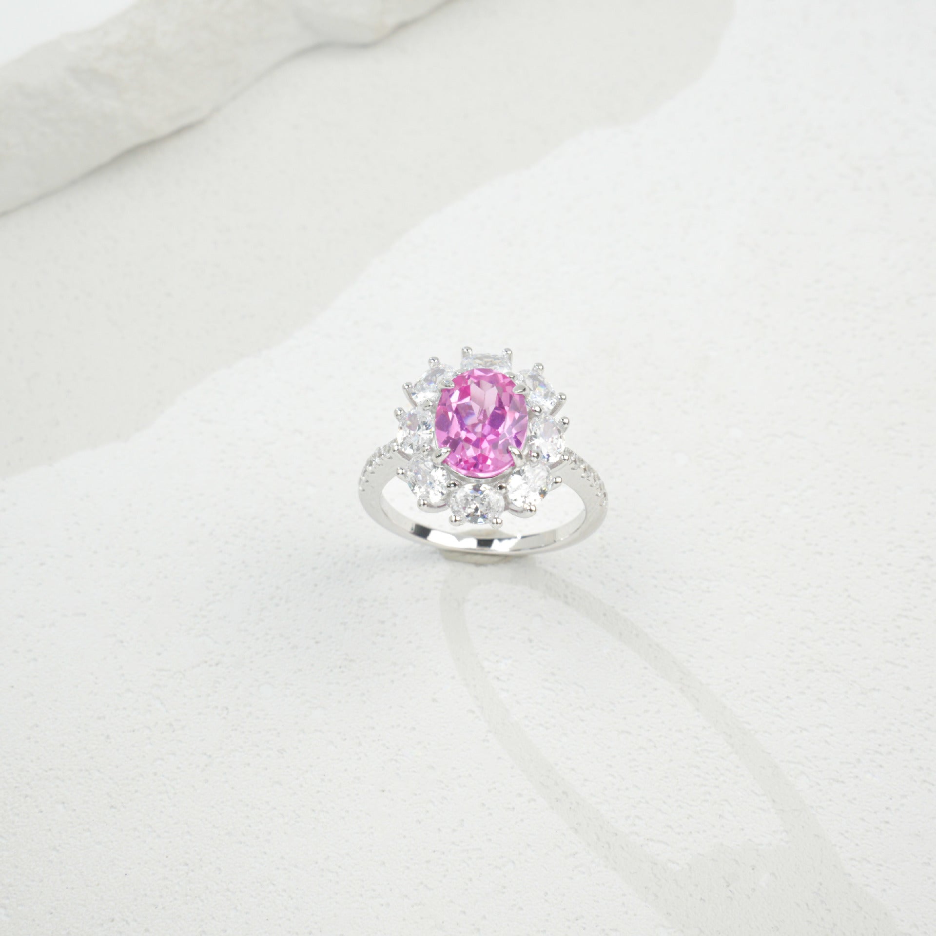 S925 Sterling Silver Pink Diamond Cushion Four-Prong Ring, Versatile for Women - Photo 3