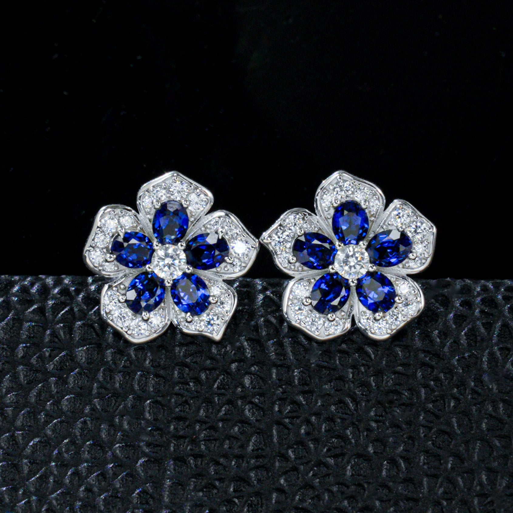 Lab Sapphire S925 Silver Flower Stud Earrings, Vintage Premium - Photo 4