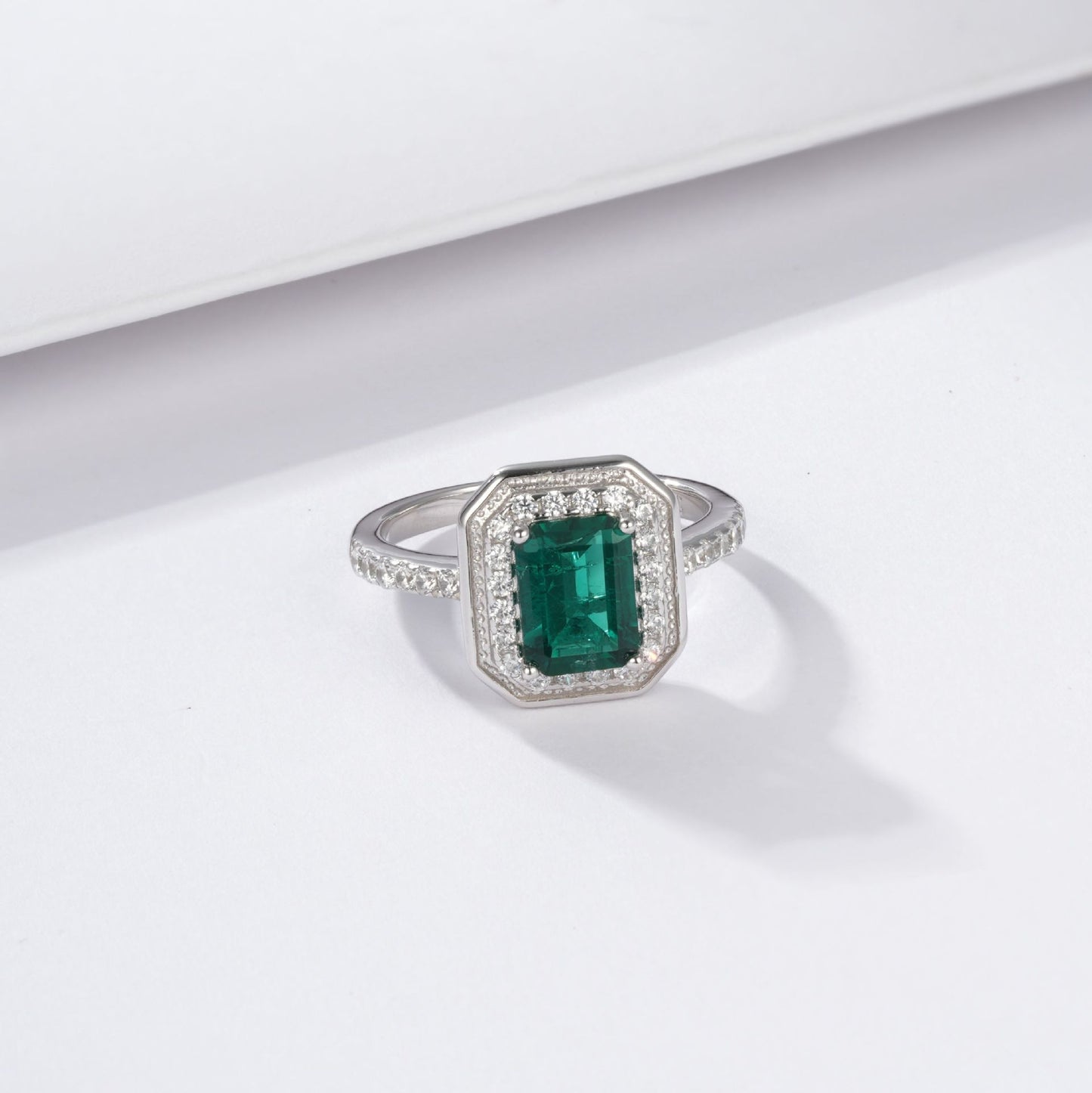 S925 Silver Emerald Ring Double-Halo, Vintage Versatile Design - Photo 4