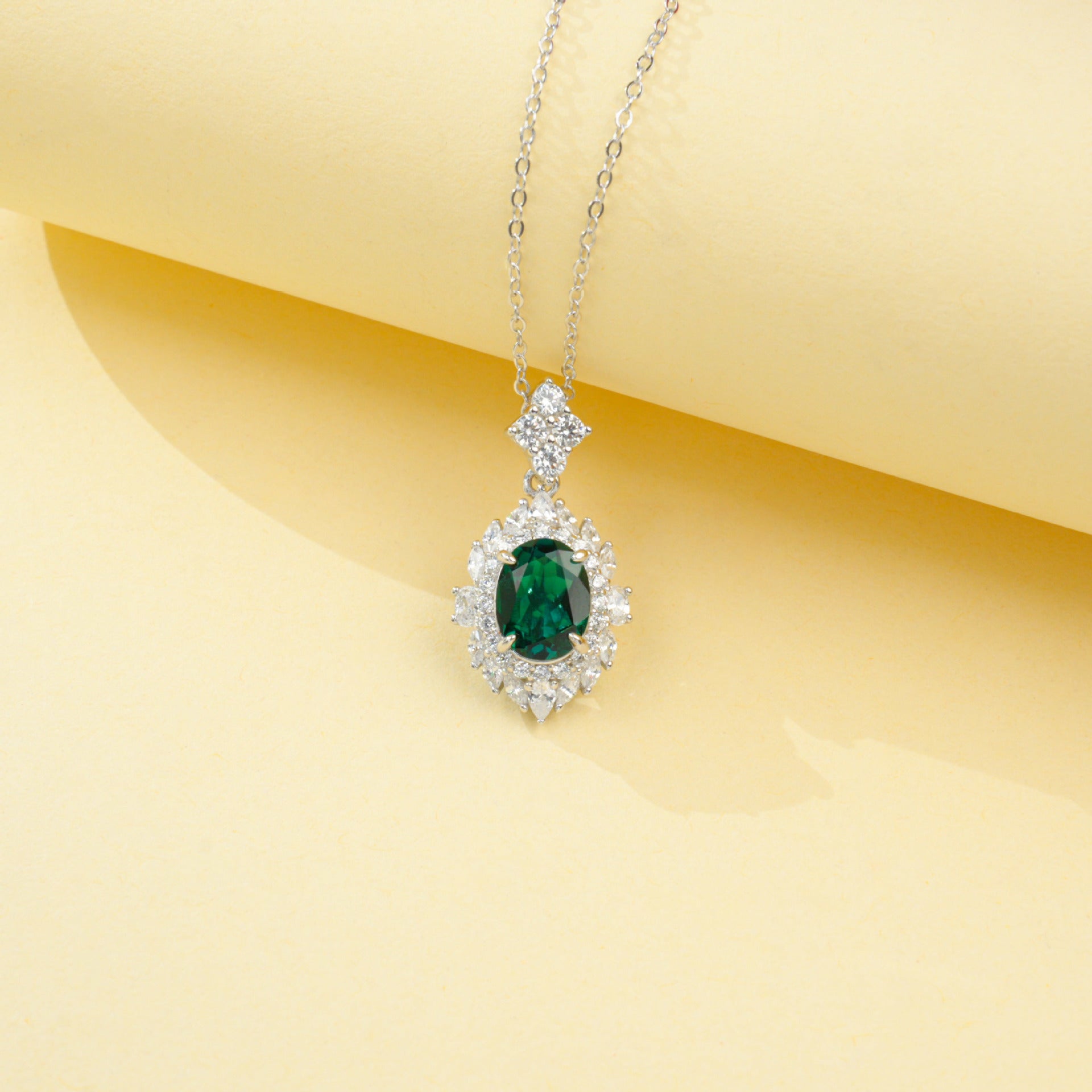 S925 Sterling Silver Lab Emerald Pave Pendant Necklace, Green Halo Versatile - Photo 3