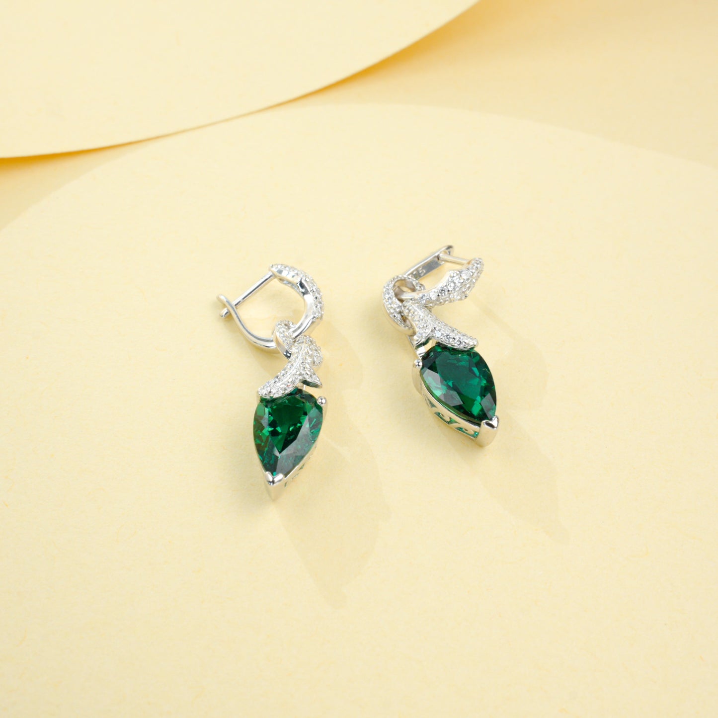 S925 Sterling Silver Lab Emerald Earrings, Versatile Birthday Gift - Photo 3