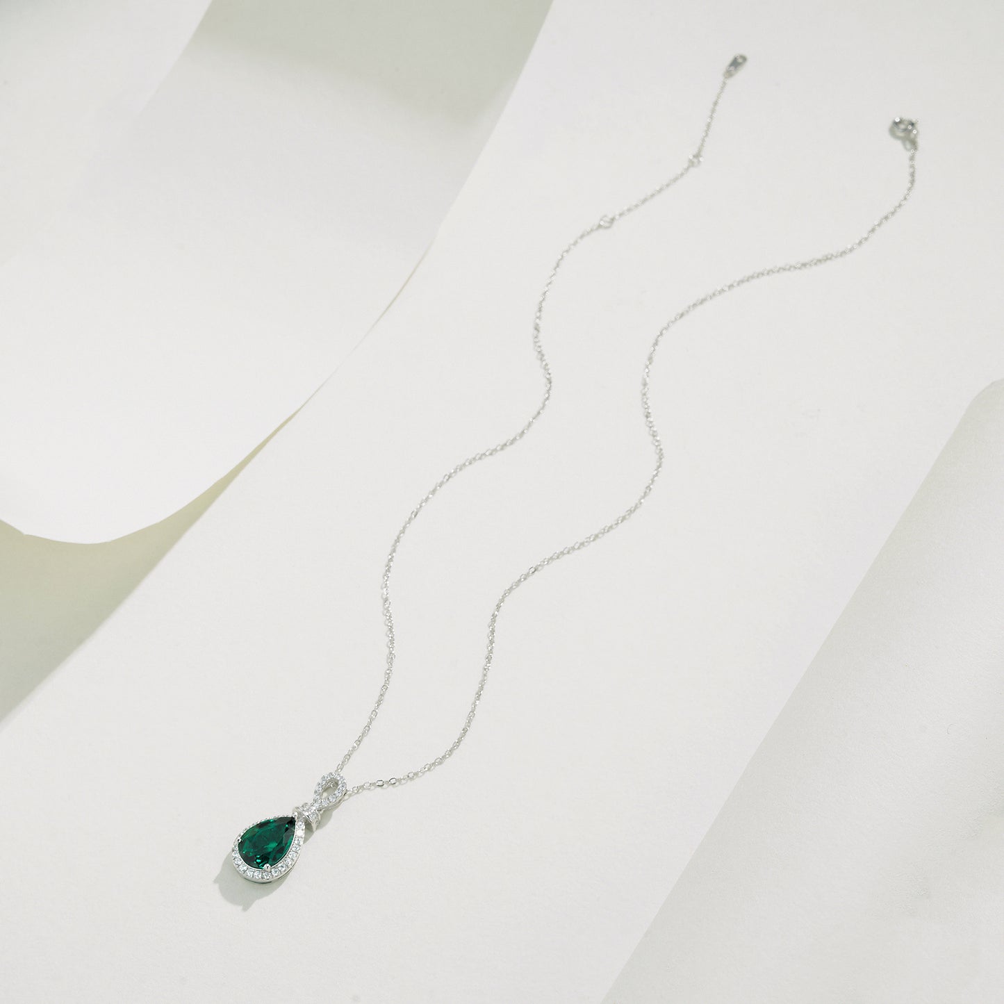 S925 Sterling Silver Lab Emerald Teardrop Halo Pendant Choker, Premium Elegant - Photo 4