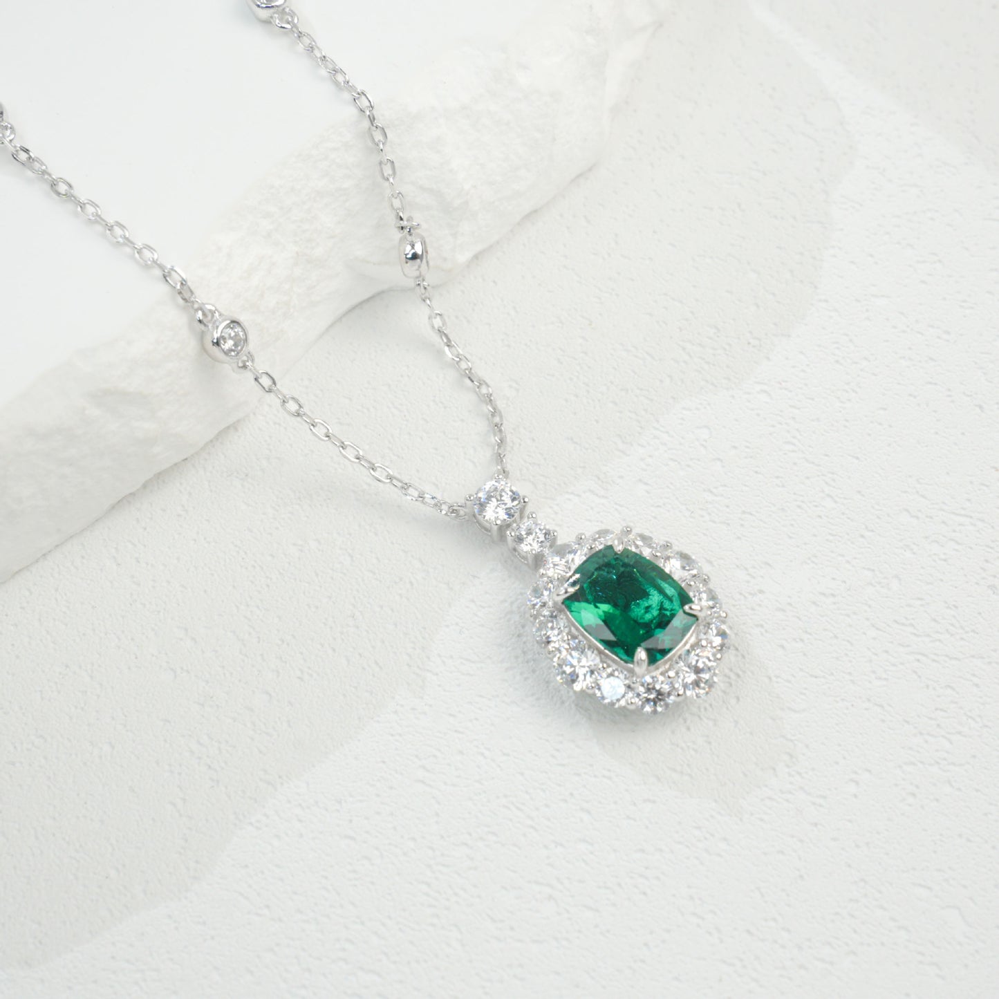 S925 Silver Lab Emerald Necklace Princess Style Premium - Photo 2