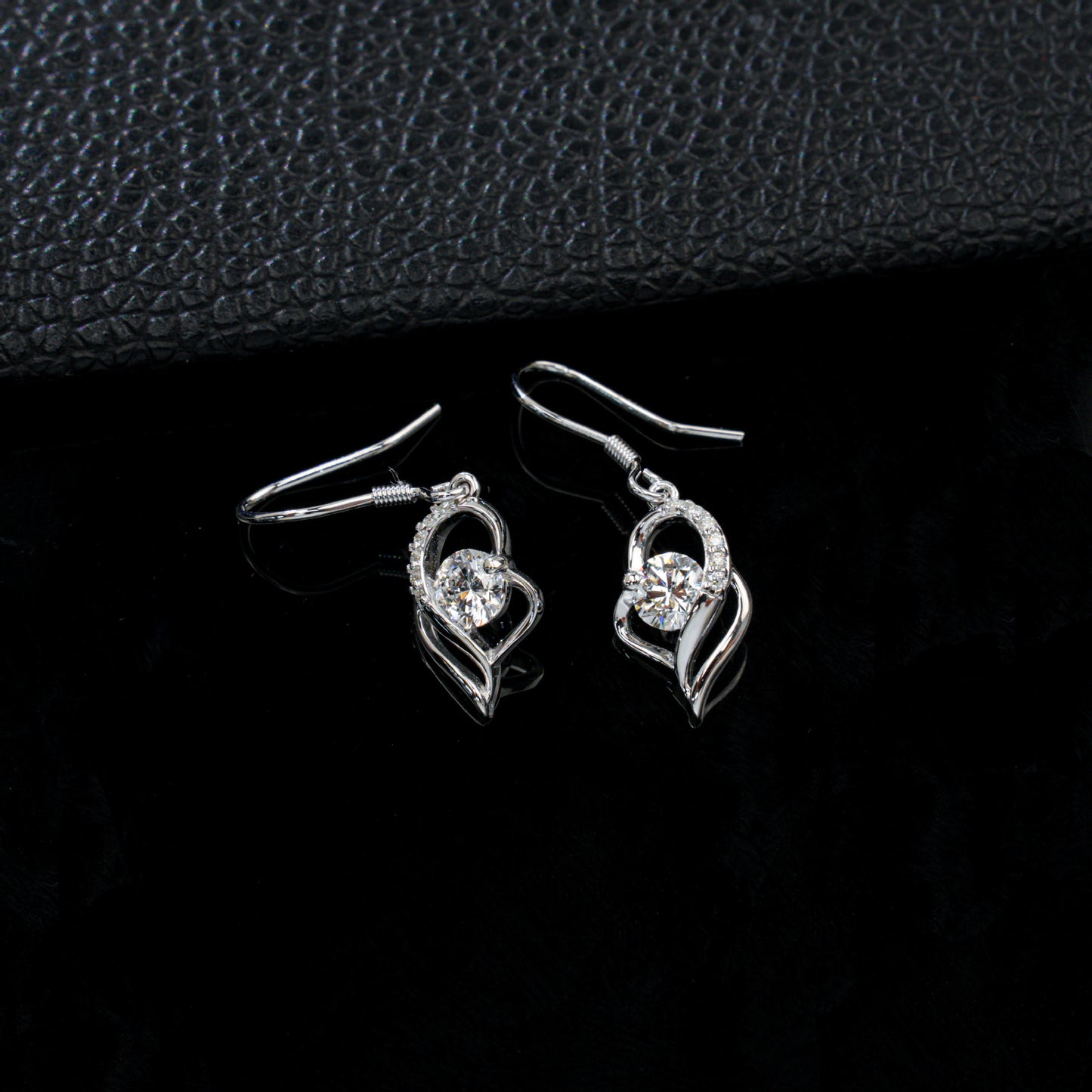 S925 Sterling Silver Lab Heart Earrings, Versatile Simple Elegant - Photo 3