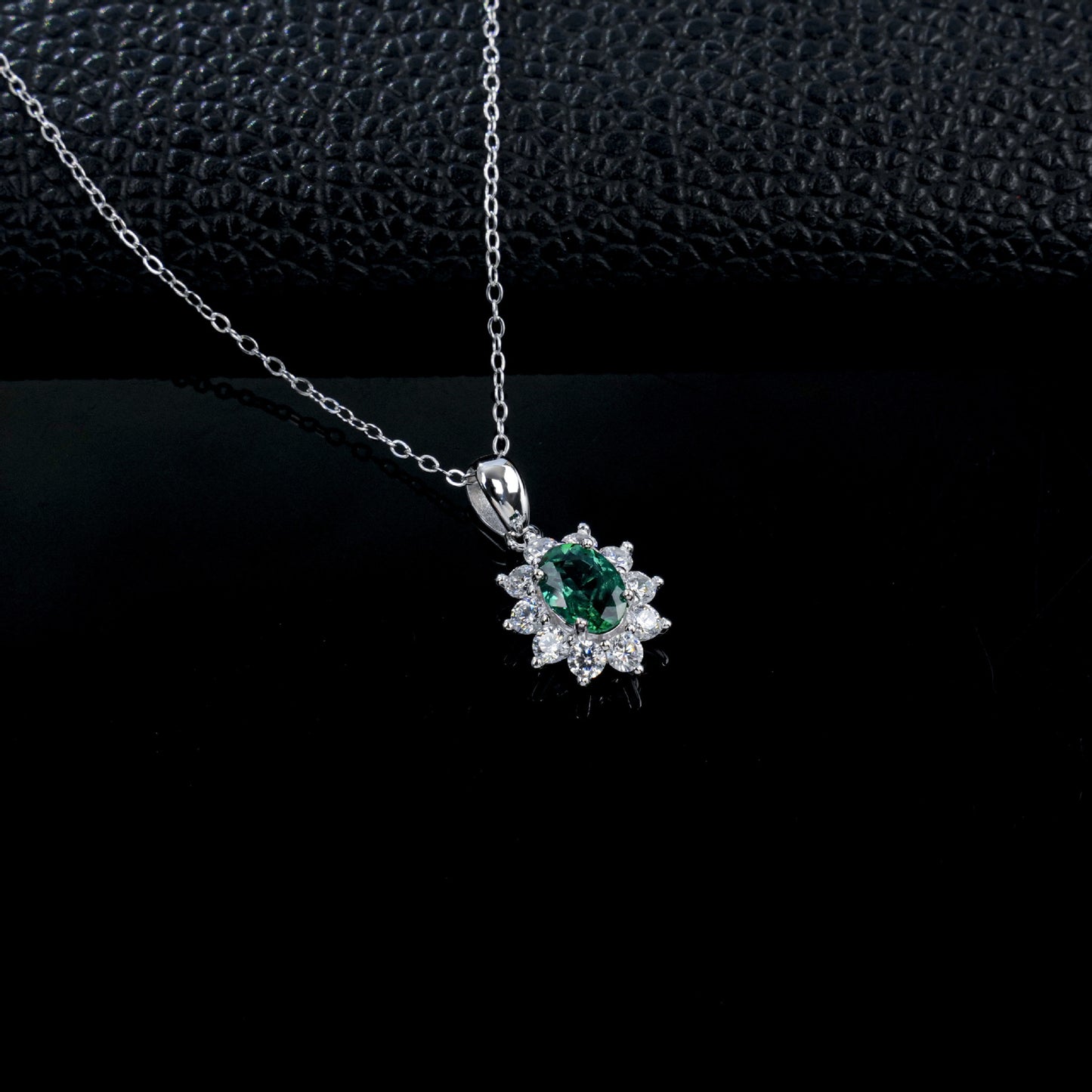 S925 Silver Oval Lab Sapphire Sunflower Diamond Pendant Necklace, Classic - Photo 3