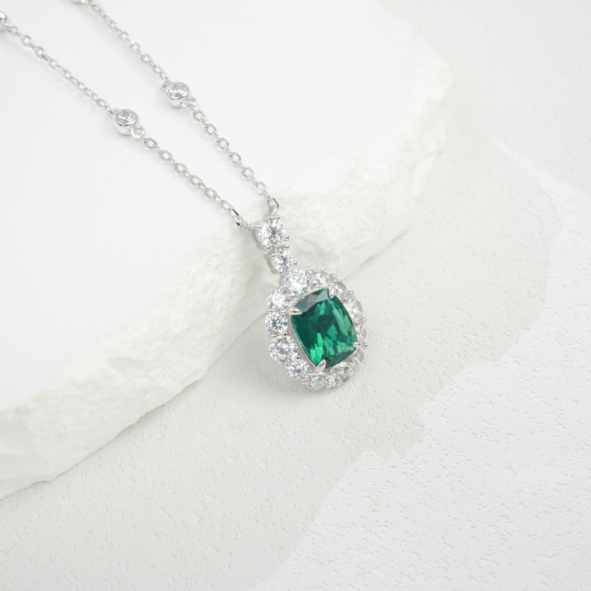 S925 Silver Lab Emerald Necklace Princess Style Premium - Photo 4