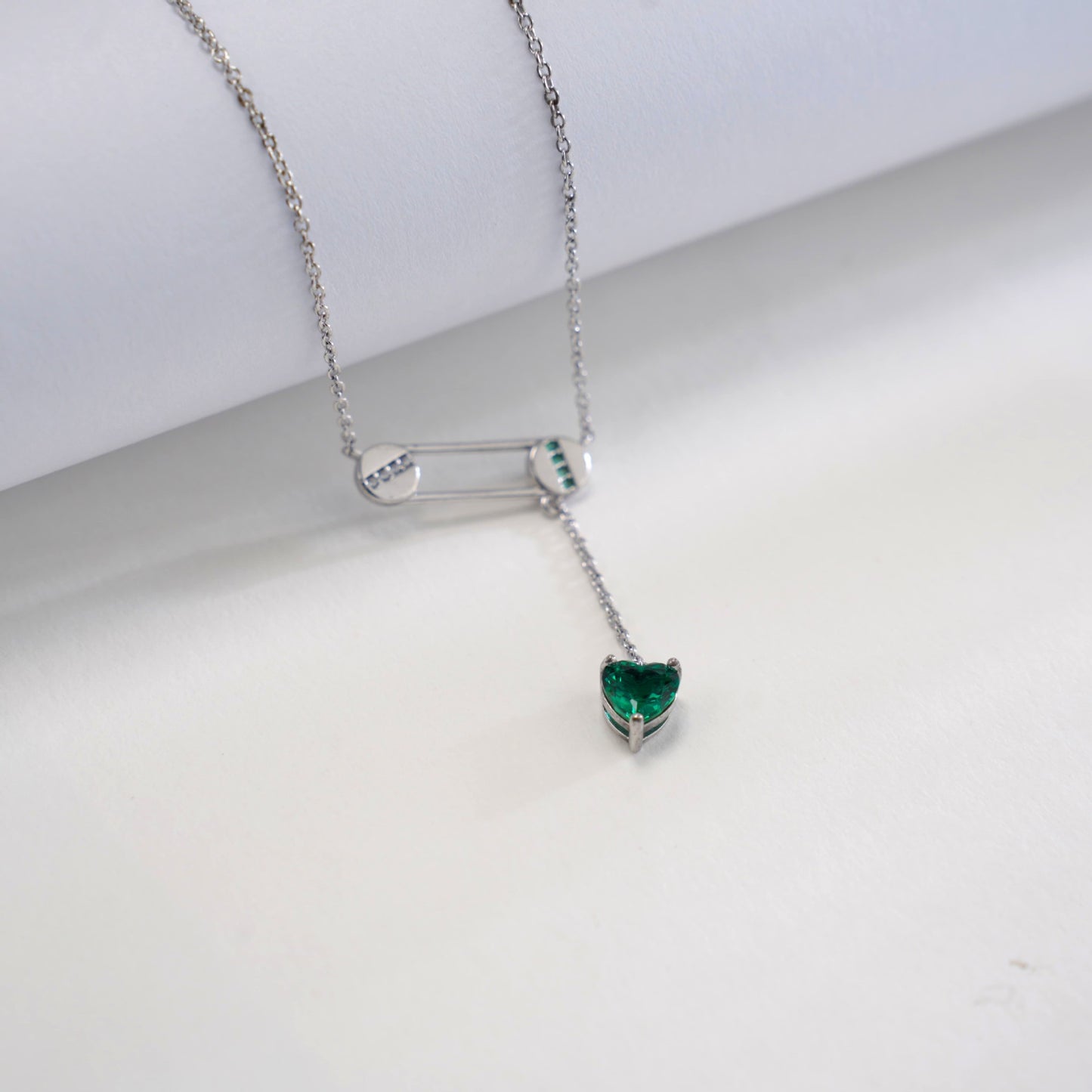 925 Sterling Silver Lab Emerald Heart Brooch Pendant Choker, Versatile - Photo 3