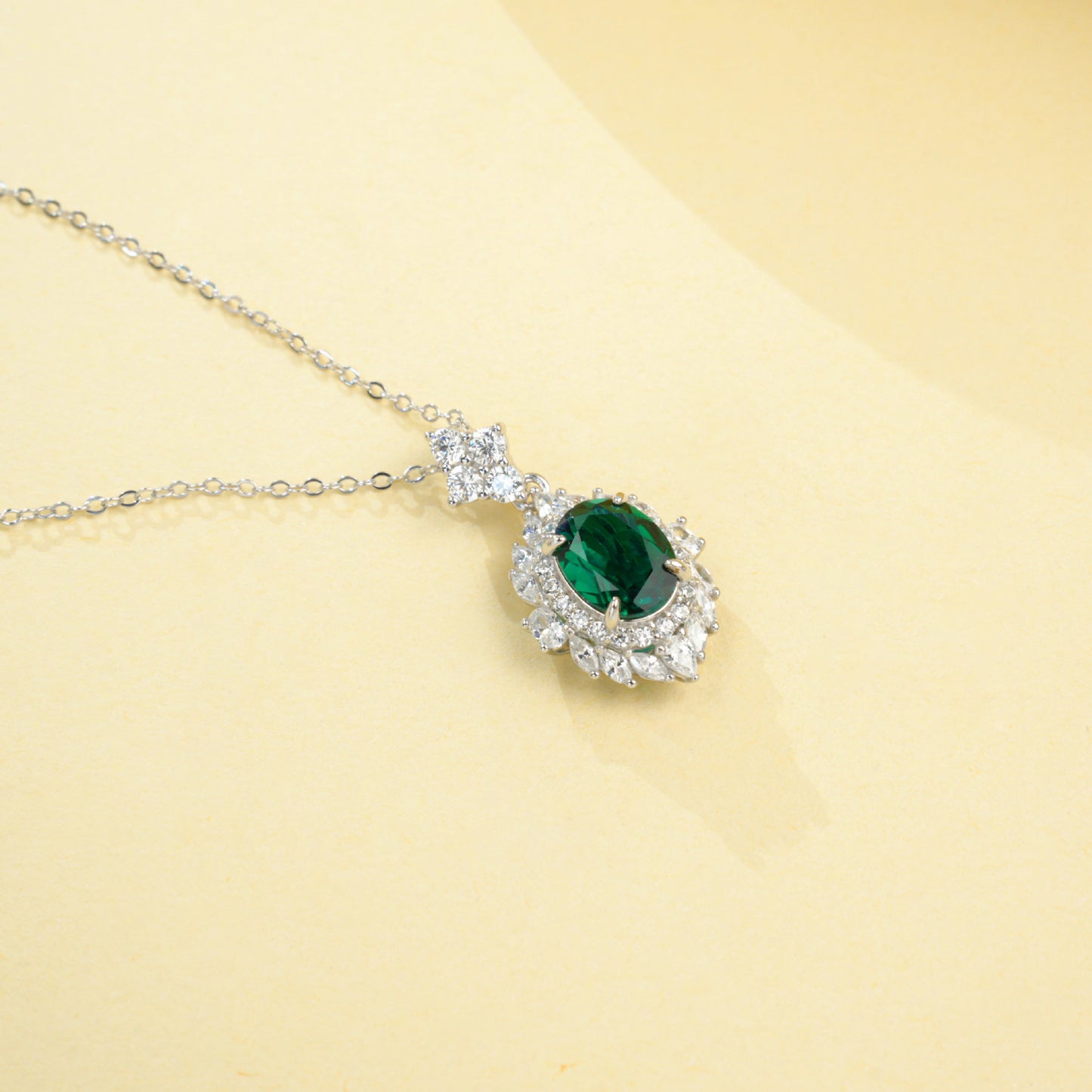 S925 Sterling Silver Lab Emerald Pave Pendant Necklace, Green Halo Versatile - Photo 1