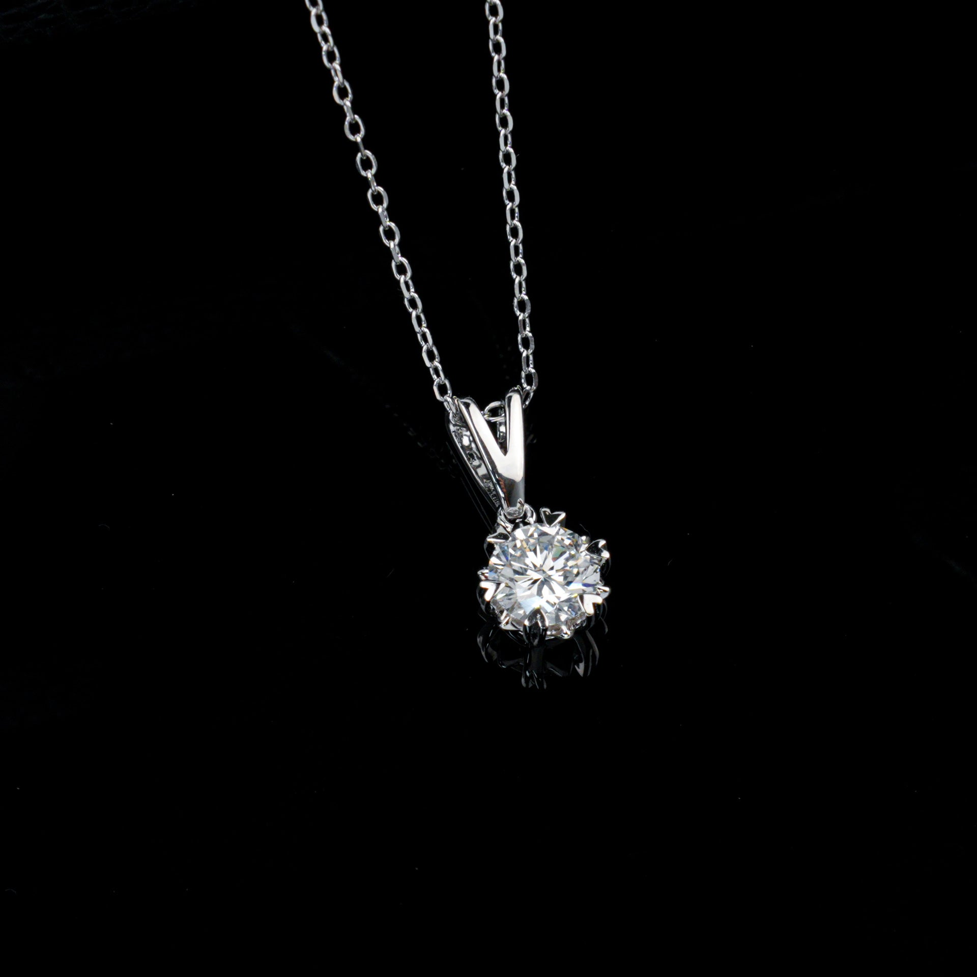 S925 Silver V-Shape Heart Prong Round Stone Necklace, Necklace Birthday Gift - Photo 4