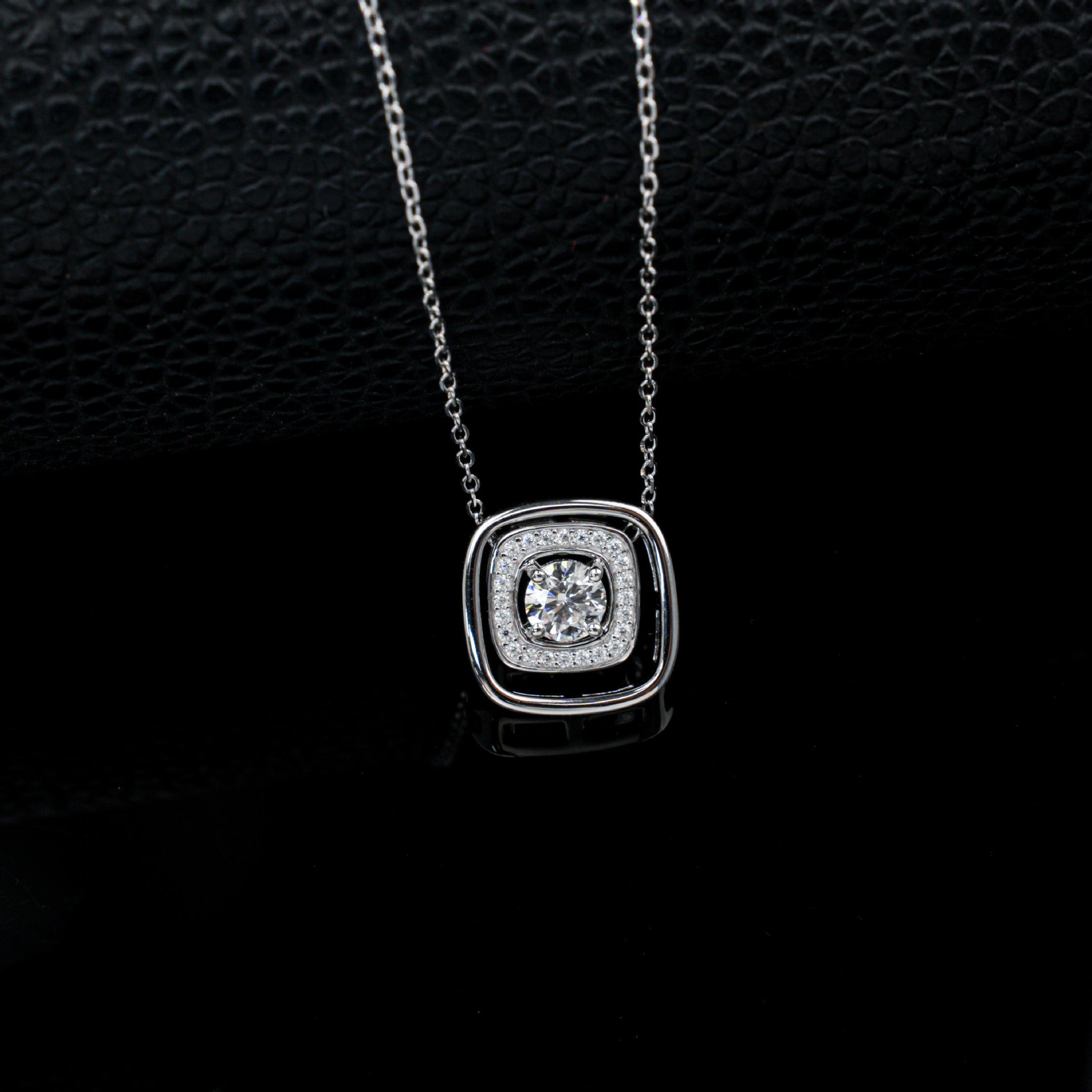 S925 Silver Double-Layer Square Halo Pendant Necklace, Elegant Versatile - Photo 2