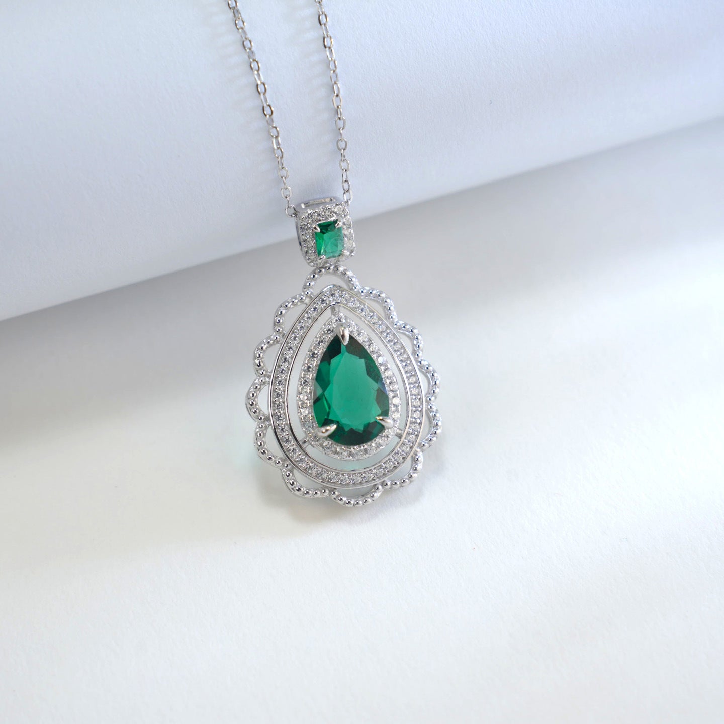 S925 Silver Emerald Beautiful Necklace Pendant - Photo 2