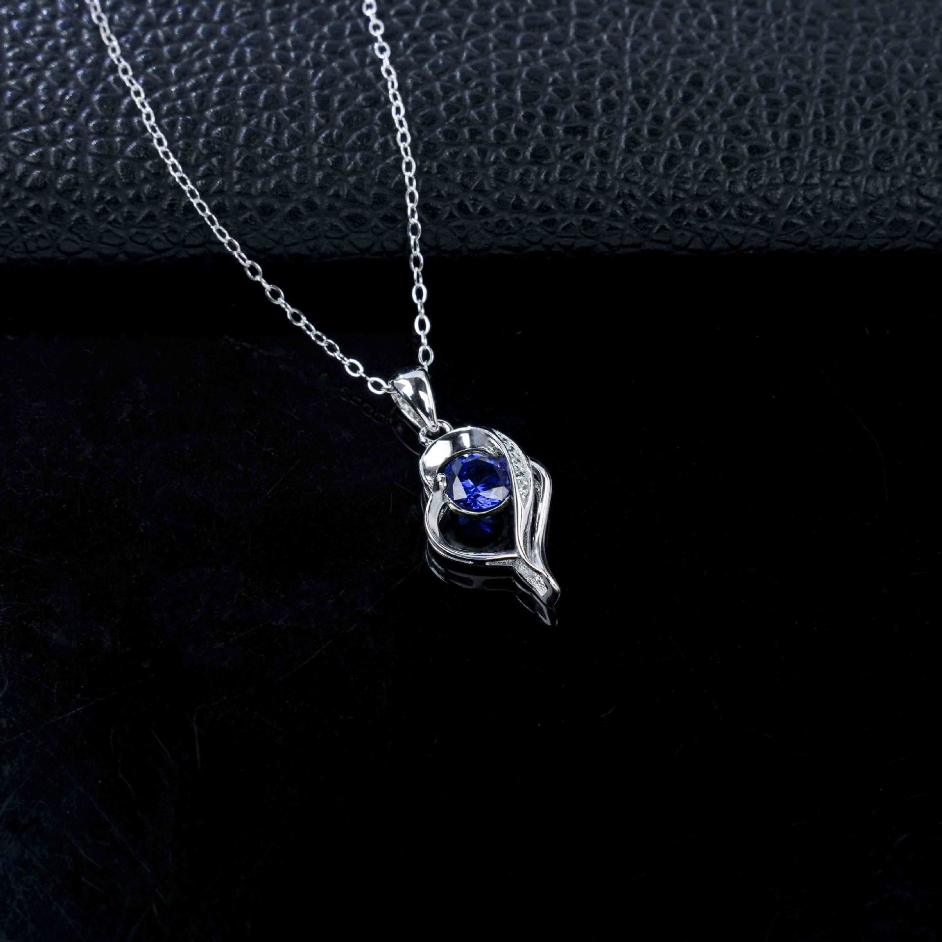 Heart Lab Sapphire Choker, Silver Pendant, Holiday - Photo 2