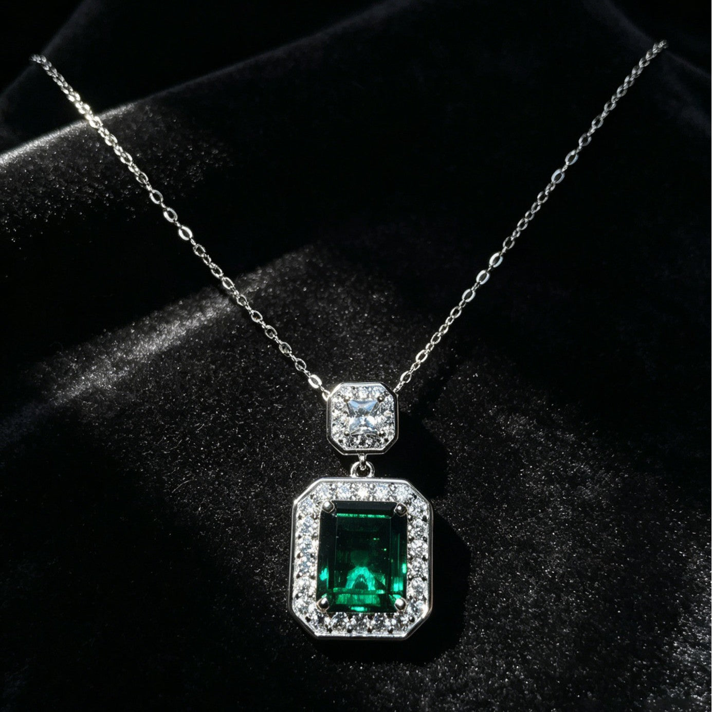 S925 Sterling Silver Lab Emerald Emerald-Cut Halo Necklace, Premium - Photo 2
