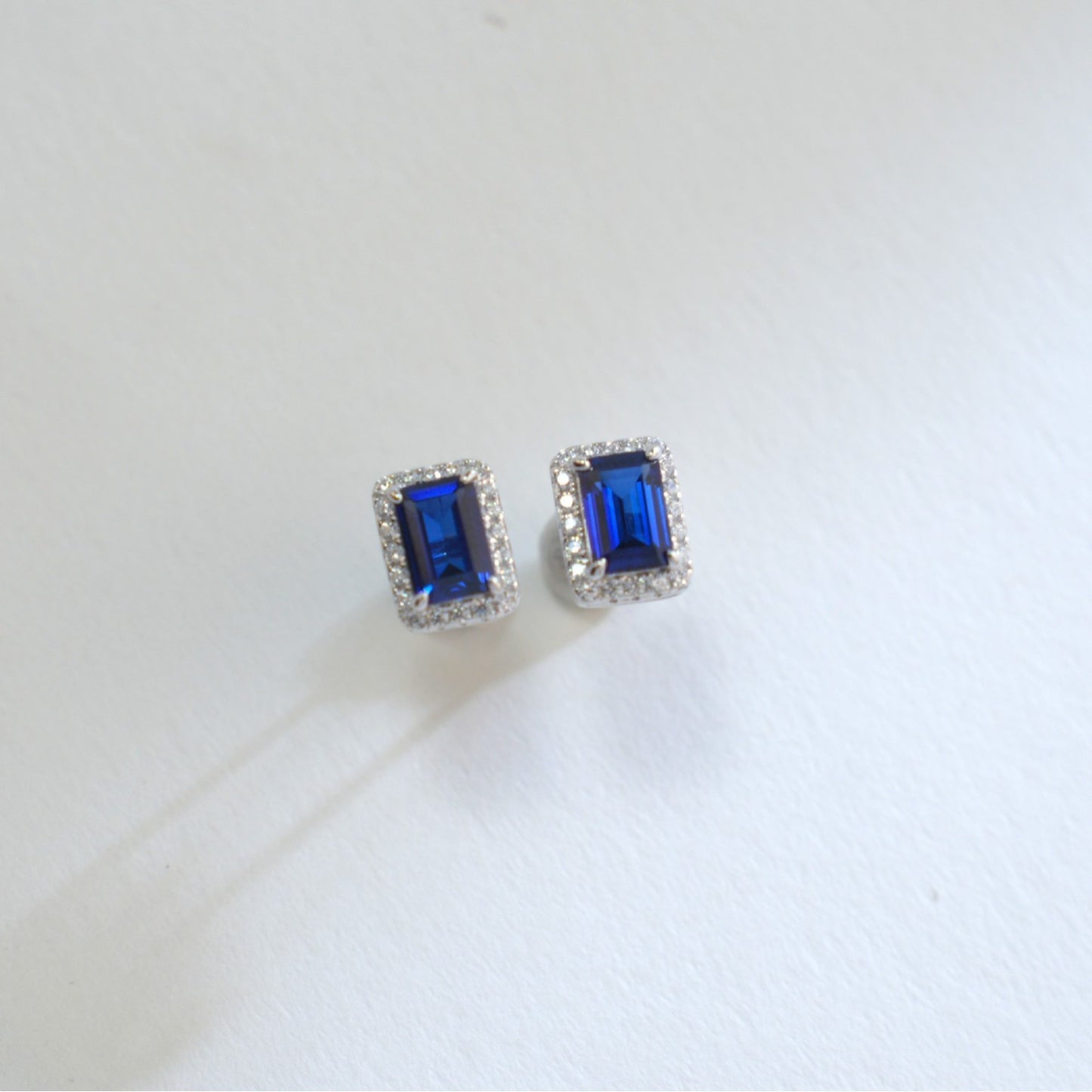 S925 Silver Emerald-Cut Sapphire Stud Earrings Square Halo, Simple Versatile - Photo 4