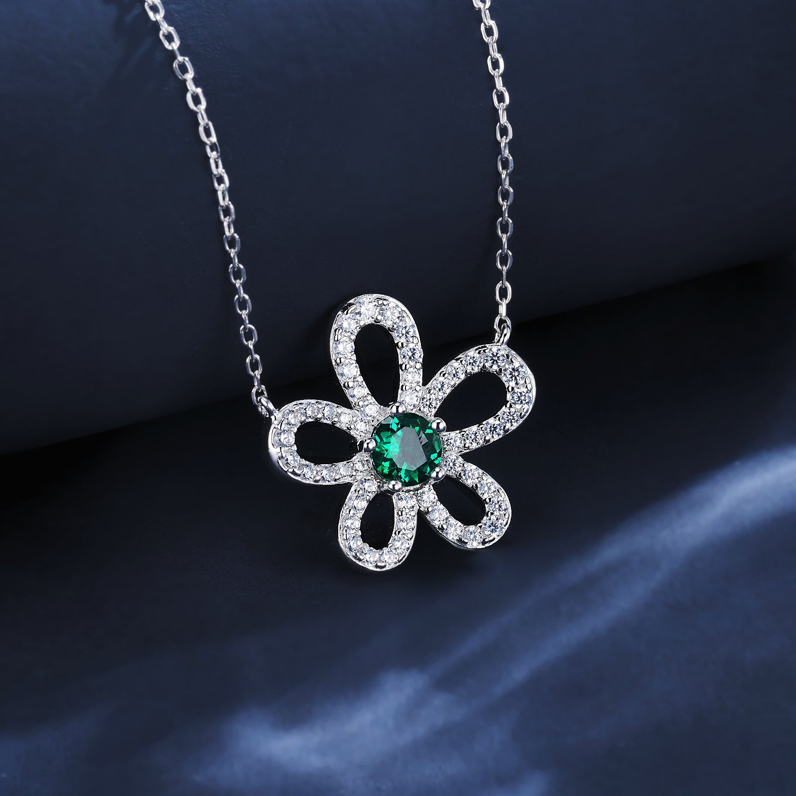 S925 Silver Necklace Emerald Pendant Diamond Chain, Sparkling Holiday Gift - Photo 3