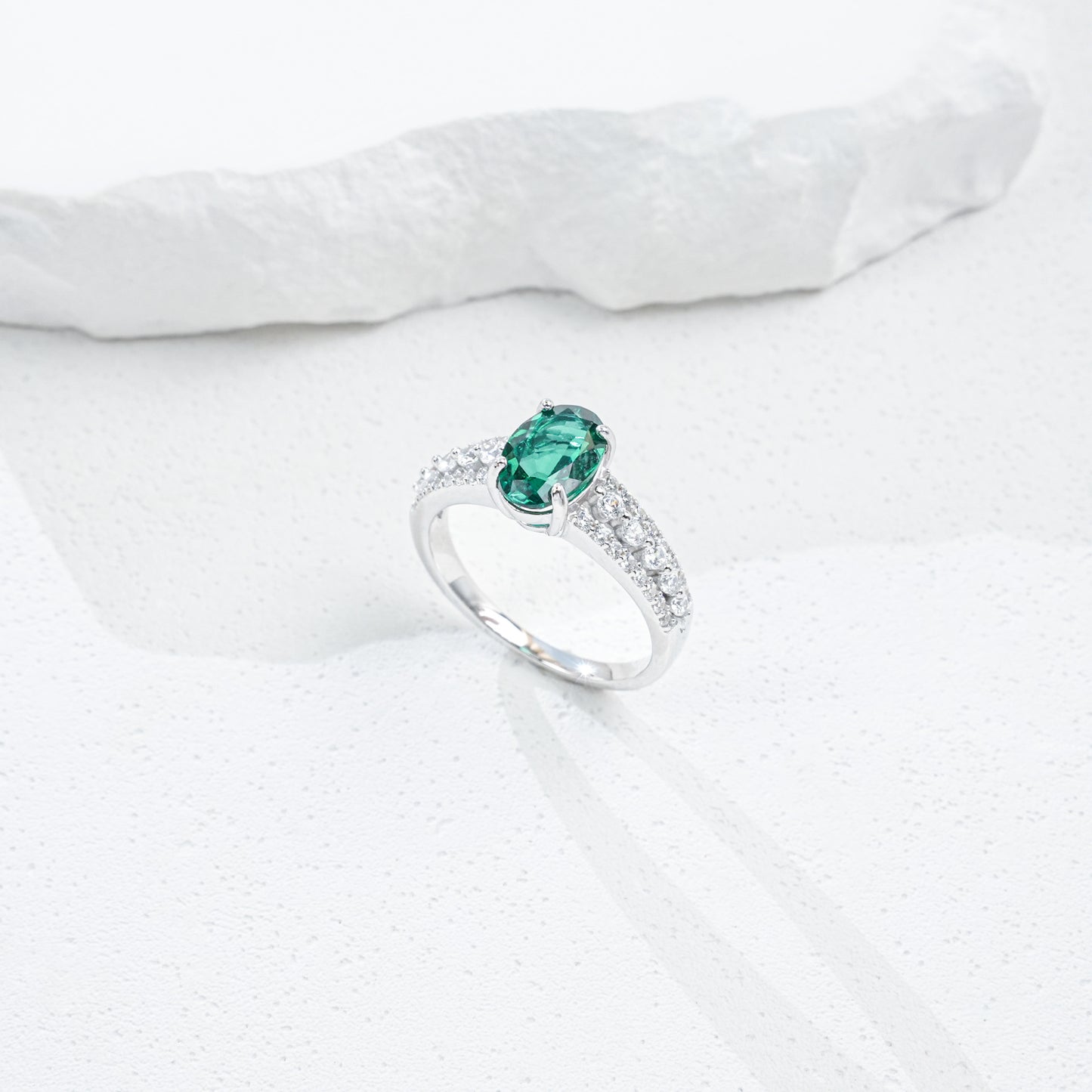 925 Sterling Silver Lab Emerald Ring for Women, Versatile Trendy Gift - Photo 4
