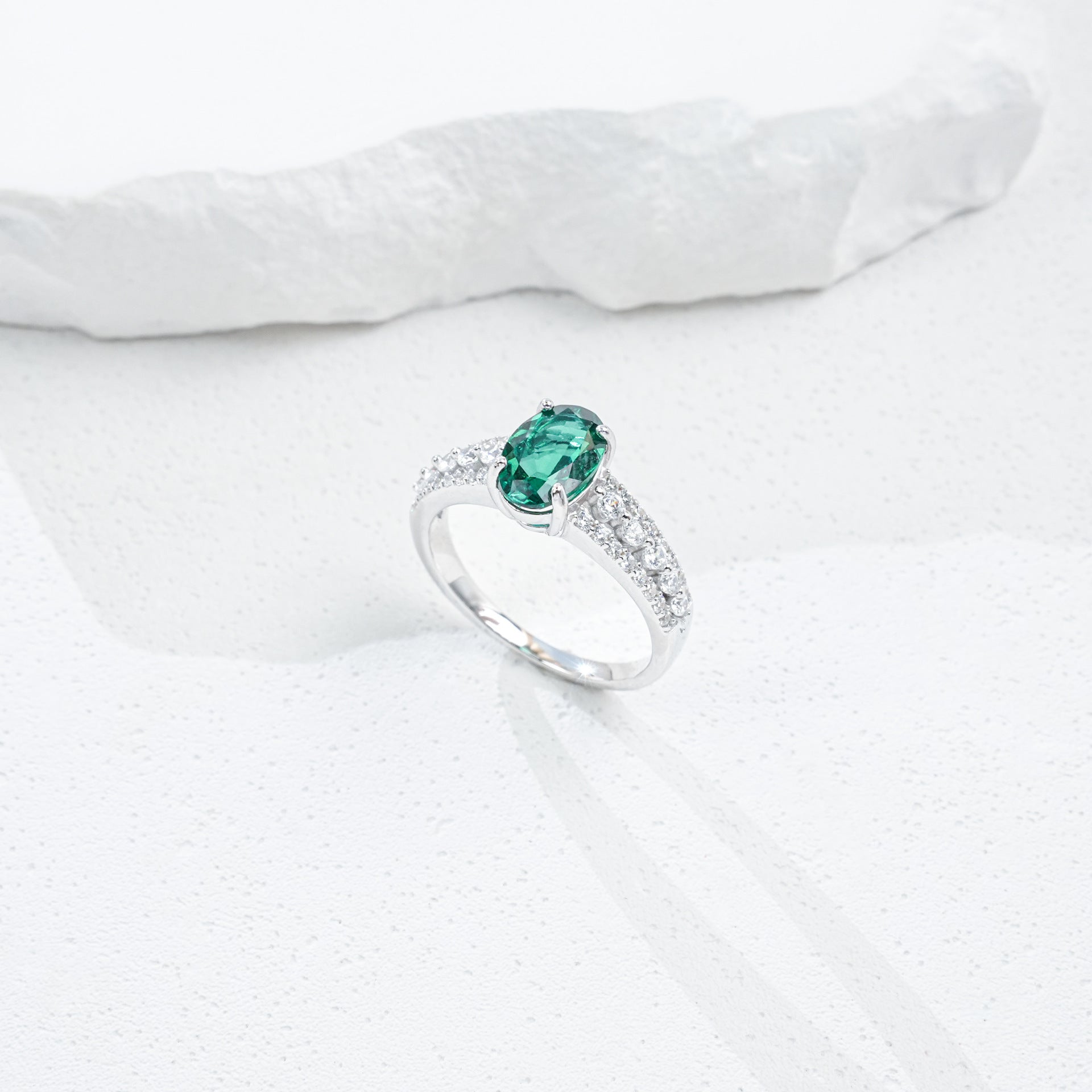 925 Sterling Silver Lab Emerald Ring for Women, Versatile Trendy Gift - Photo 4