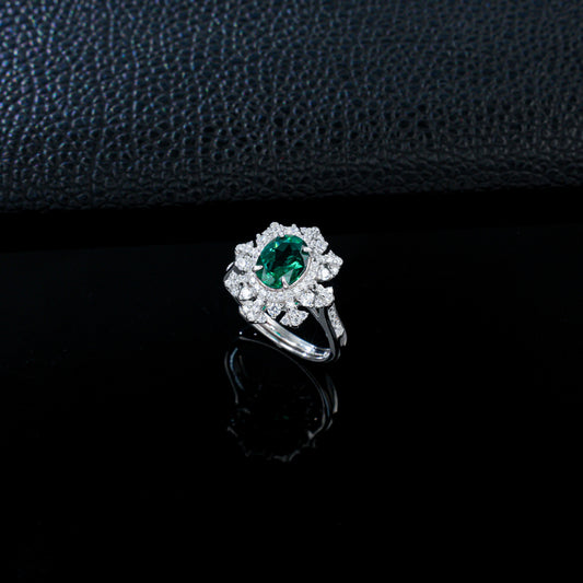 S925 Sterling Silver Lab Emerald Snowflake Halo Ring, Premium Gift for Women - Photo 3