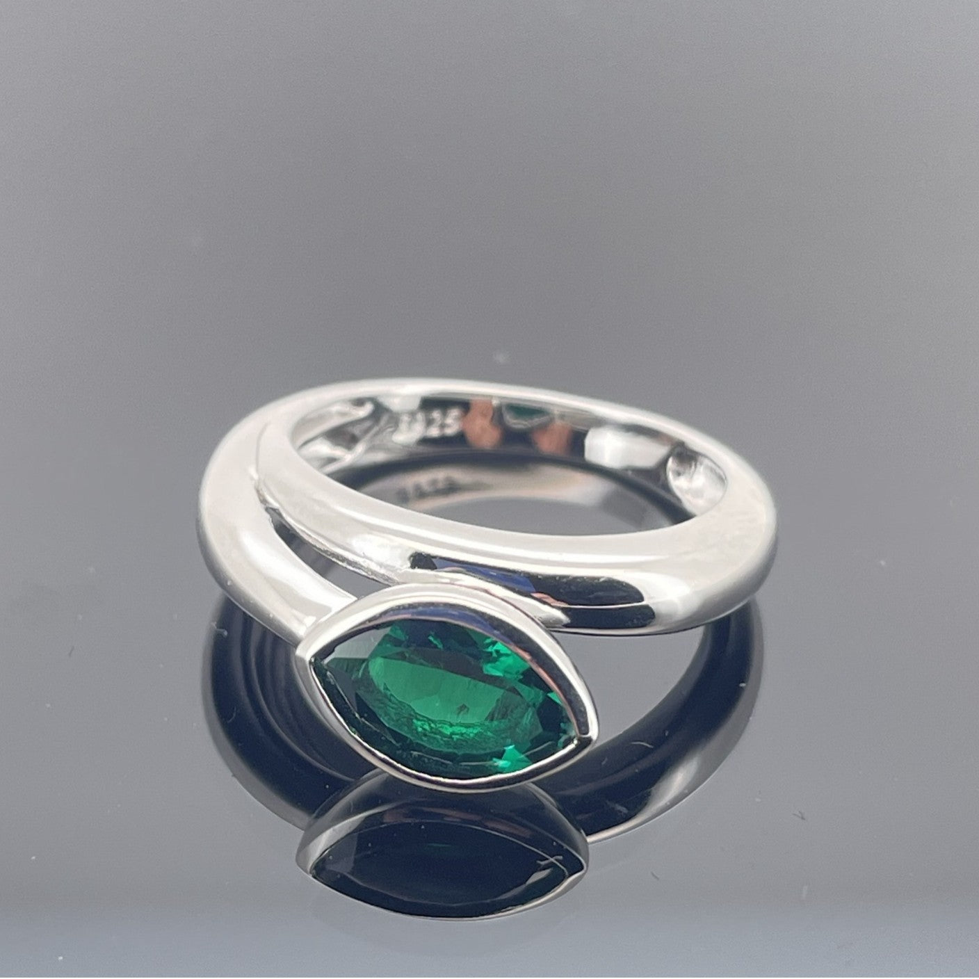 925 Sterling Silver Lab Emerald Teardrop Ring, Vintage Versatile - Photo 2
