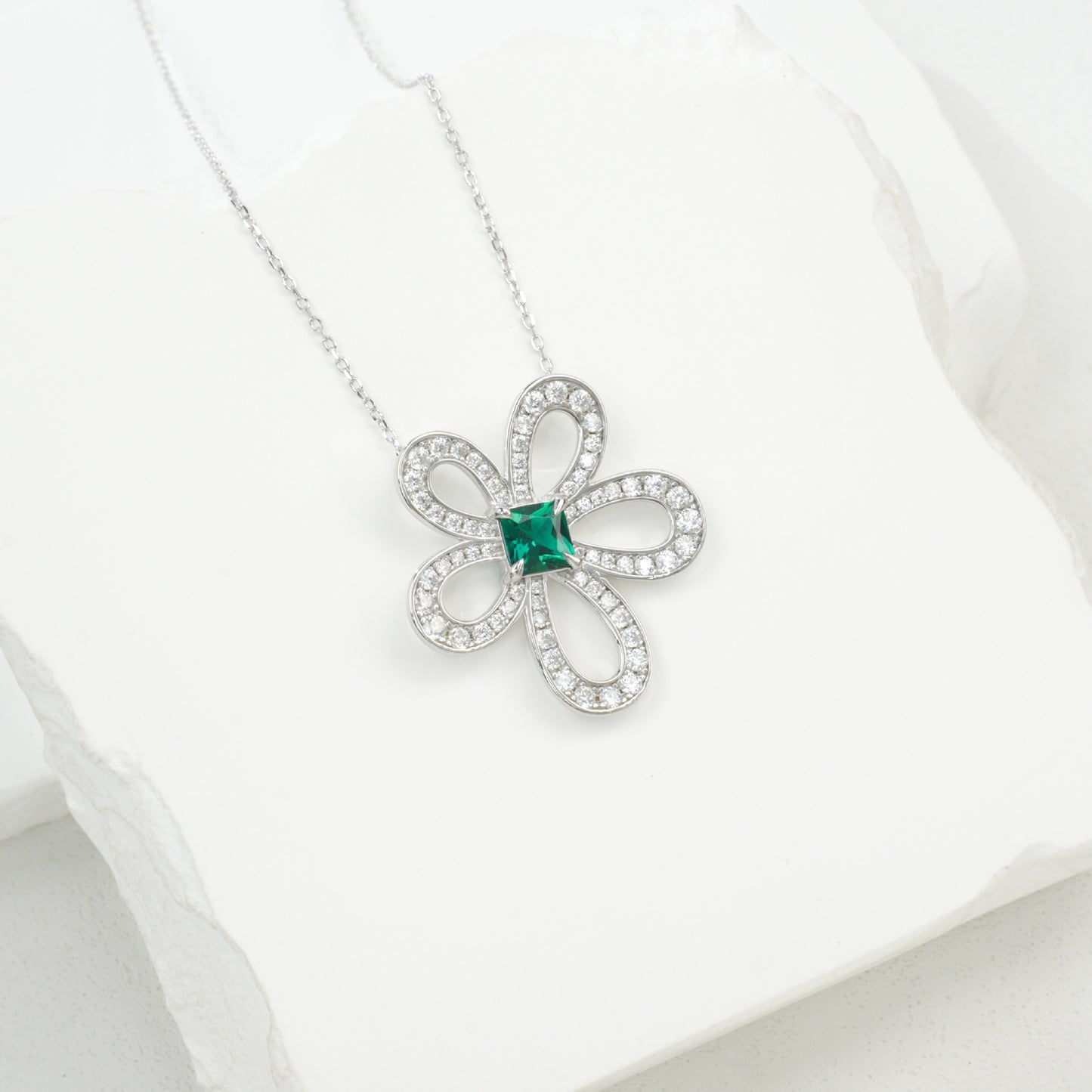 S925 Silver Five-Petal Flower Lab Emerald Diamond Halo, Women's Choker - Photo 4