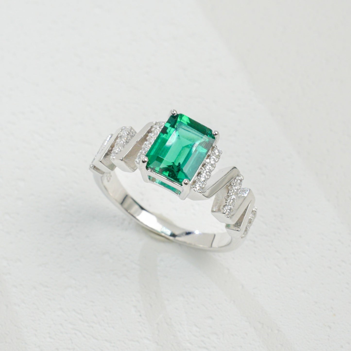 S925 Sterling Silver Lab Emerald Ring, Simple Bold Design - Photo 5