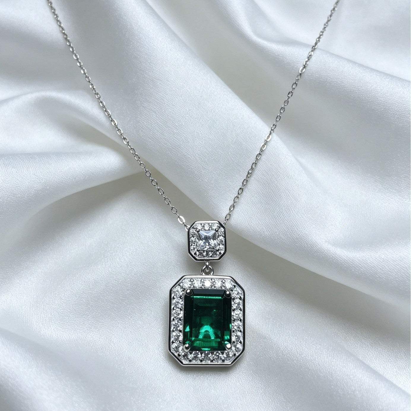 S925 Sterling Silver Lab Emerald Emerald-Cut Halo Necklace, Premium - Photo 3